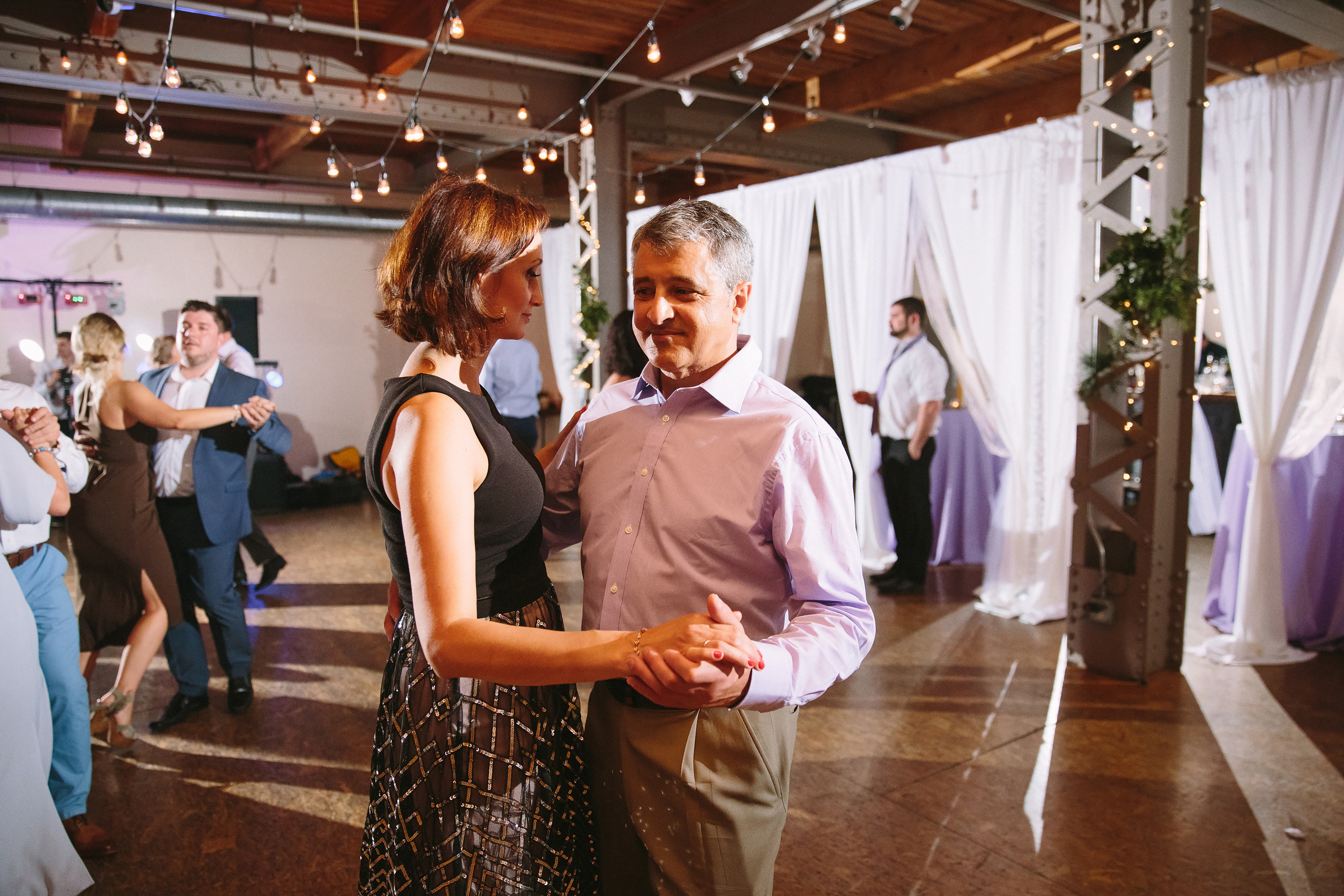 Wedding. Wedding family event photographer in Chicago Nick Yushevich