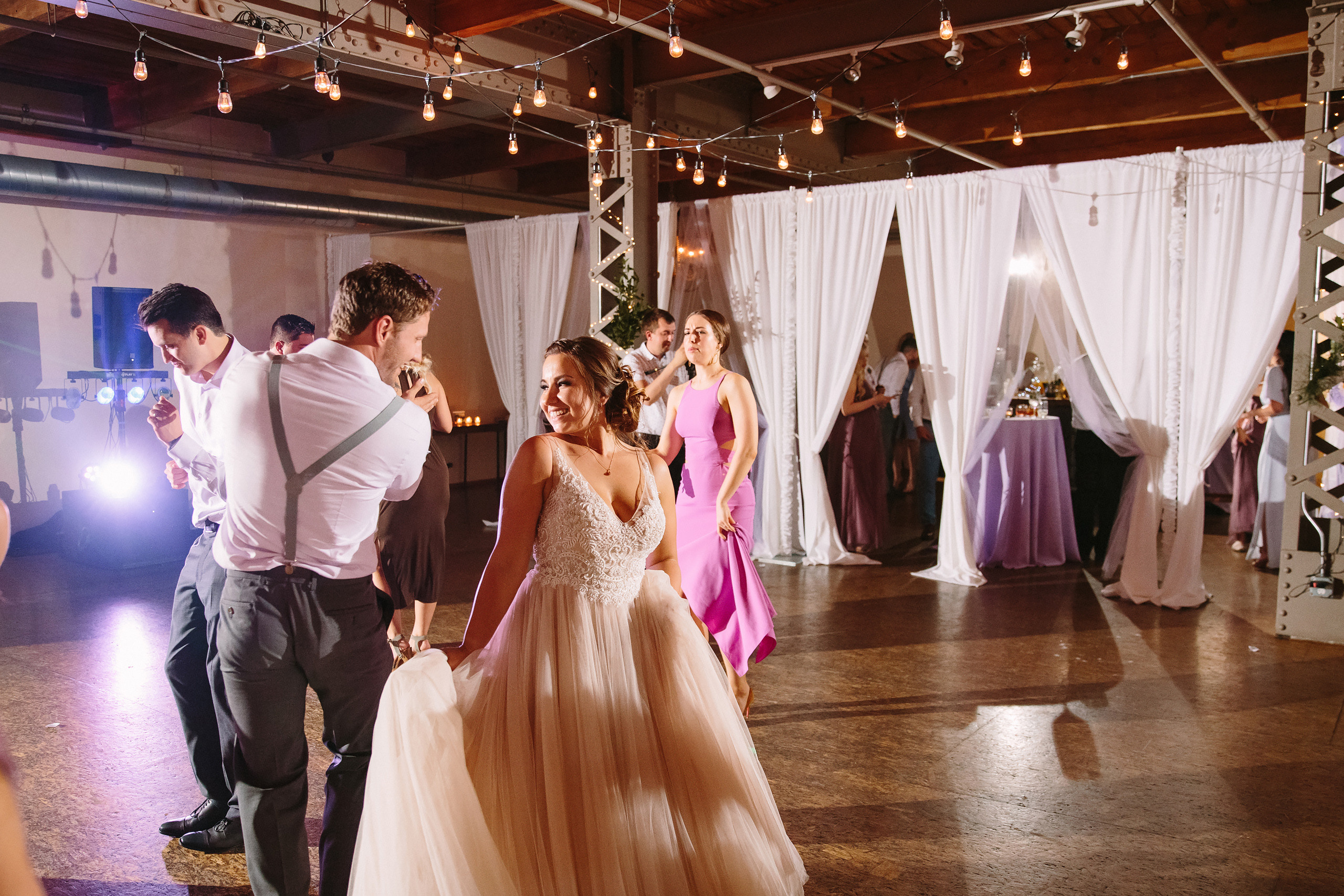 Wedding. Wedding family event photographer in Chicago Nick Yushevich