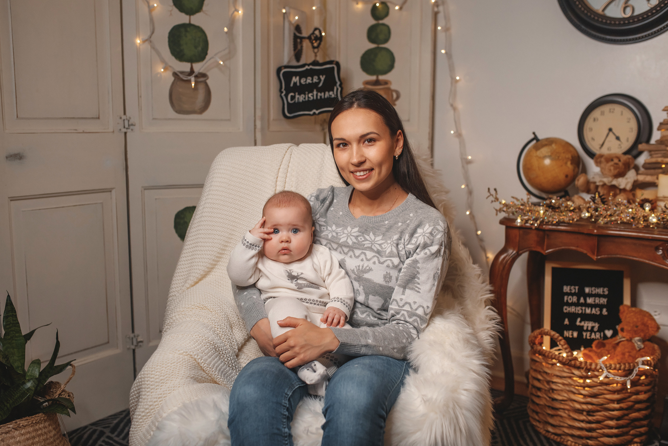 01102021 Christmas Family Photoshoot 24. Wedding family event photographer in Chicago Nick Yushevich