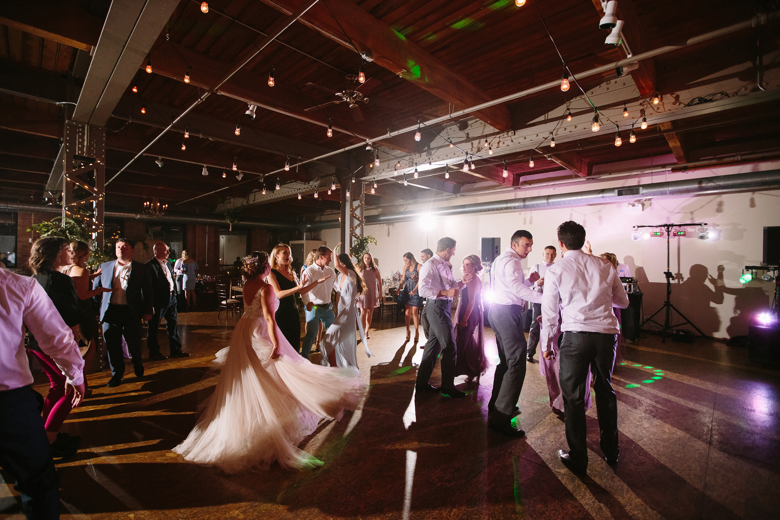 Wedding. Wedding family event photographer in Chicago Nick Yushevich