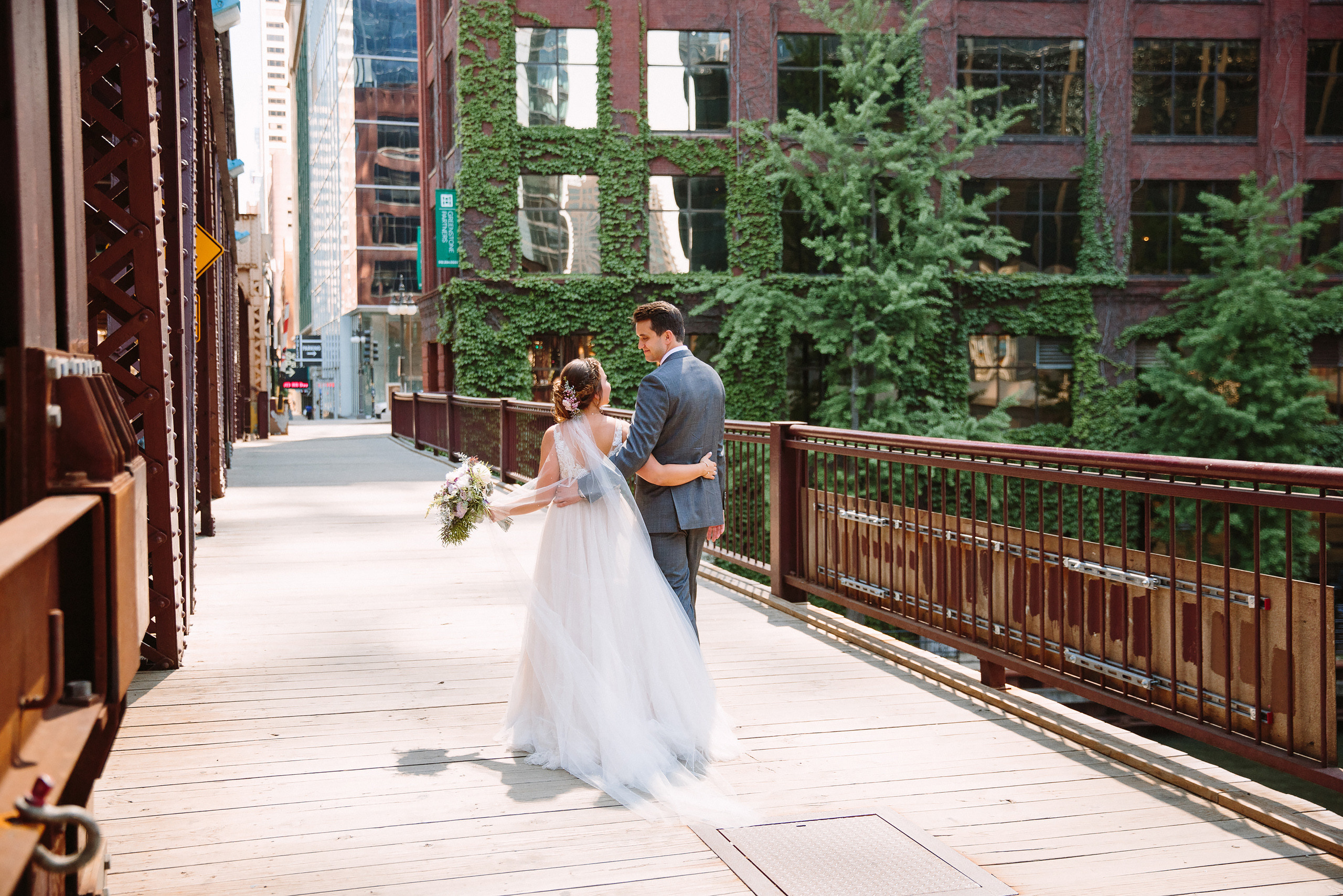Wedding. Wedding family event photographer in Chicago Nick Yushevich