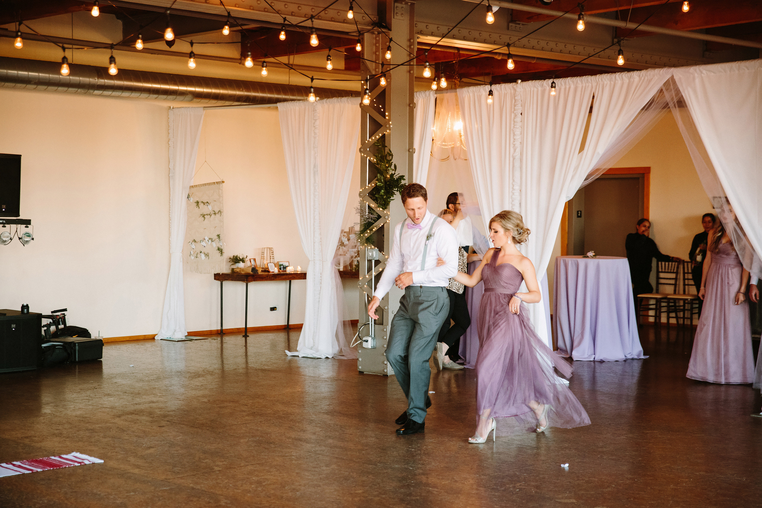 Wedding. Wedding family event photographer in Chicago Nick Yushevich