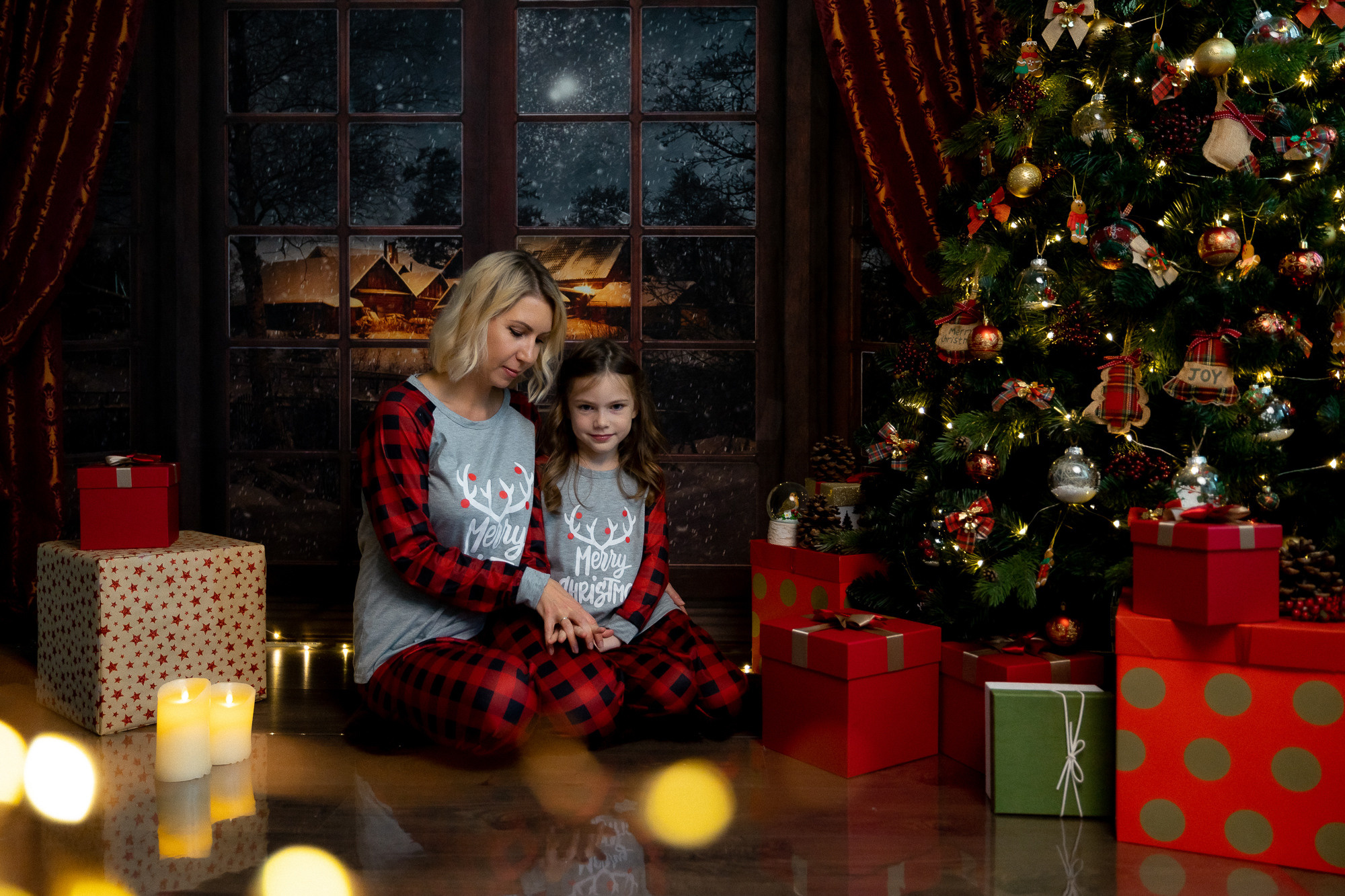 CHRISTMAS MINI FAMILY SESSIONS 2021. Professional garden design and photography services in London