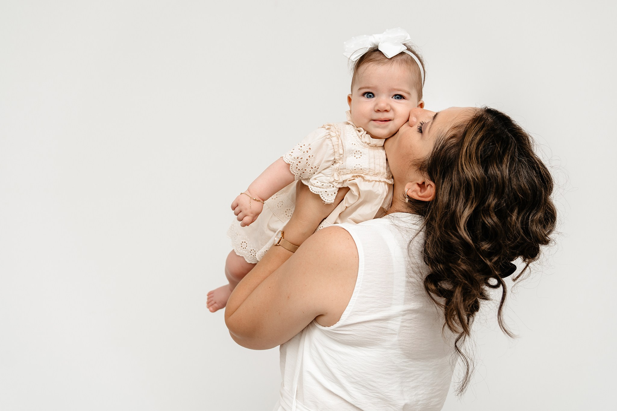 Amina. Fotograf evenimente. Fotograf nunta. Fotograf Botez. Mihaela Savu