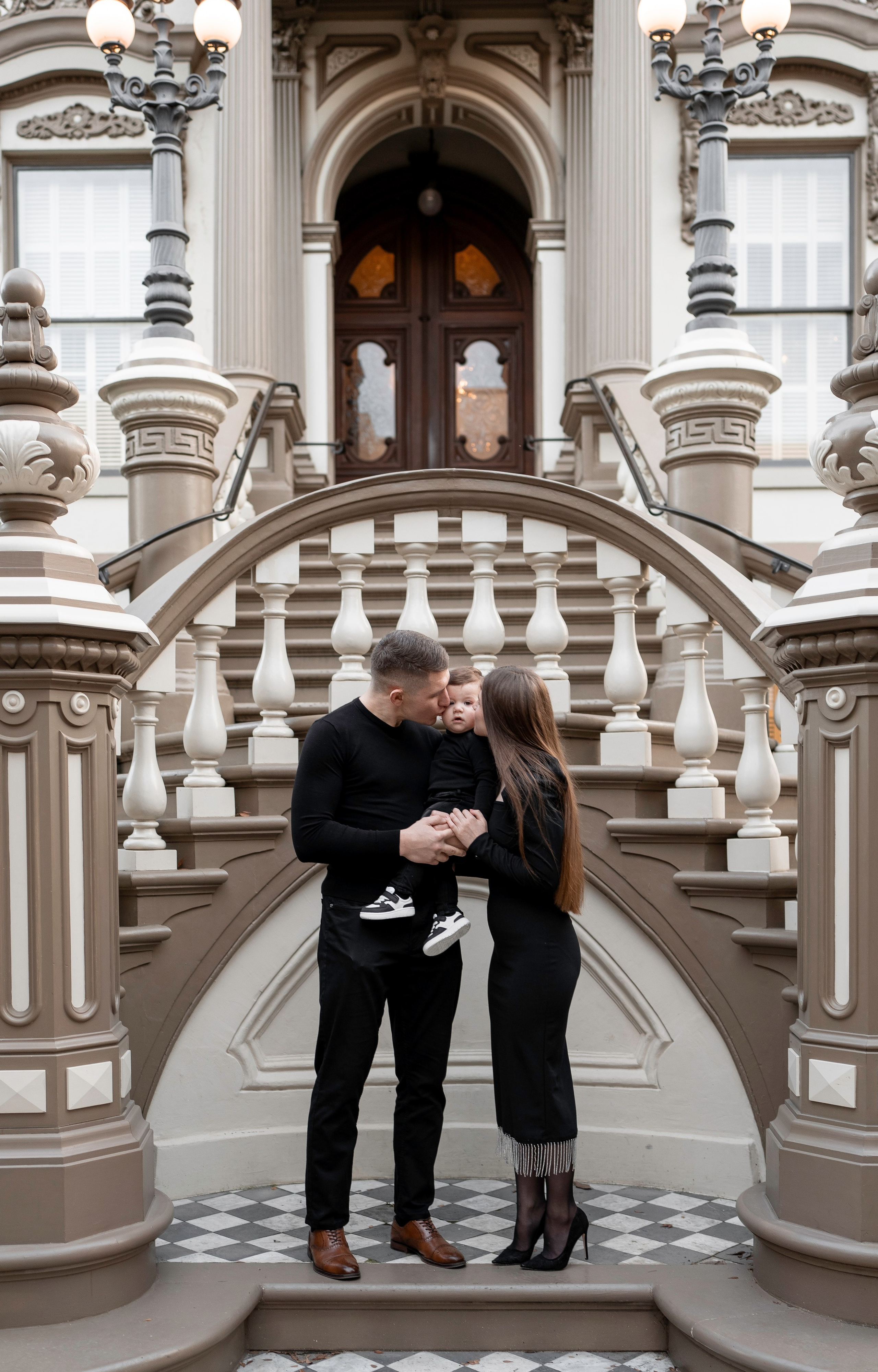 Artem, Nadia & Elisha. Family photographer in Sacramento | Sofia Pavenko