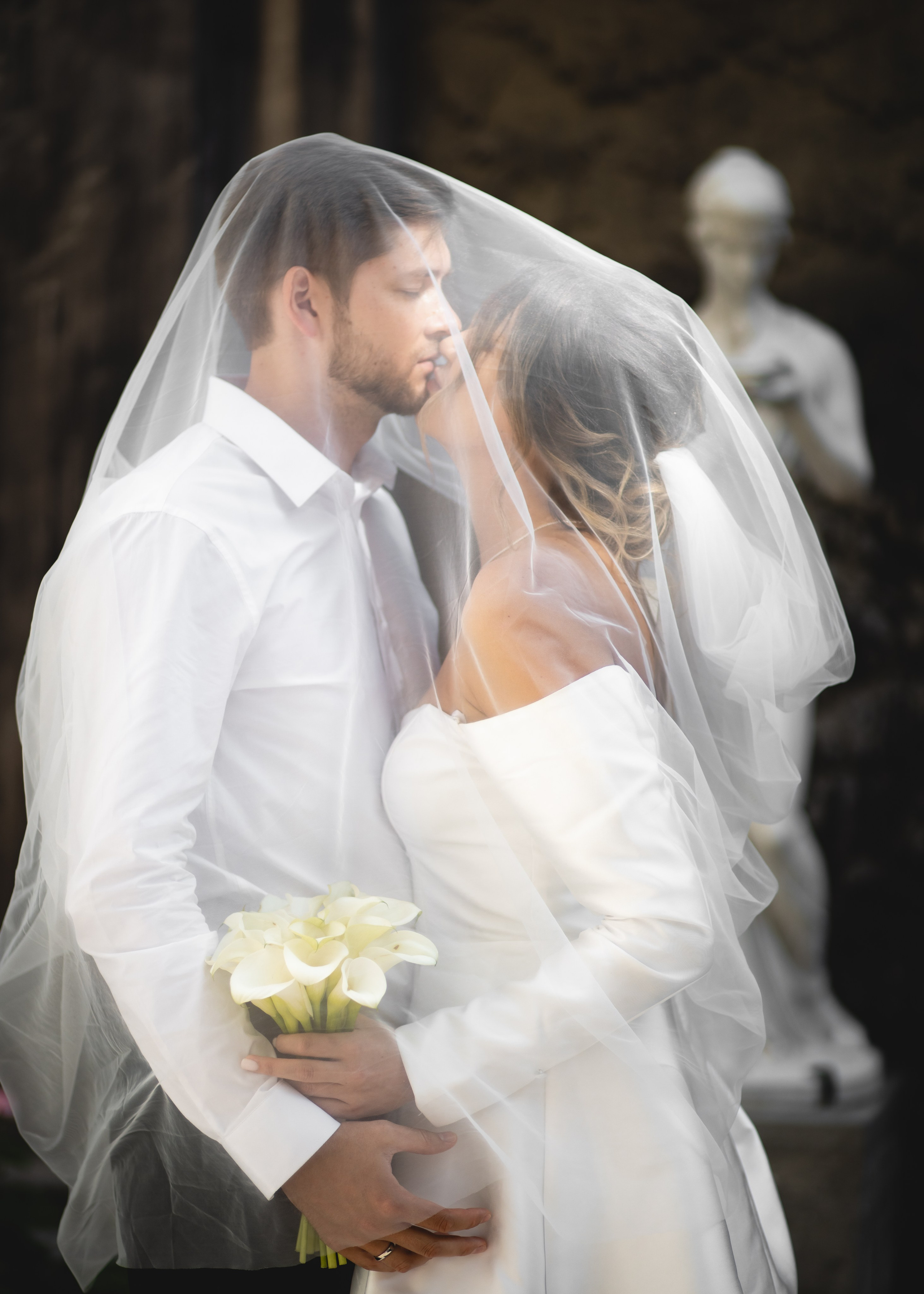 Julia and Slava. Professional wedding photographer in Copenhagen, Denmark — Julia Byron