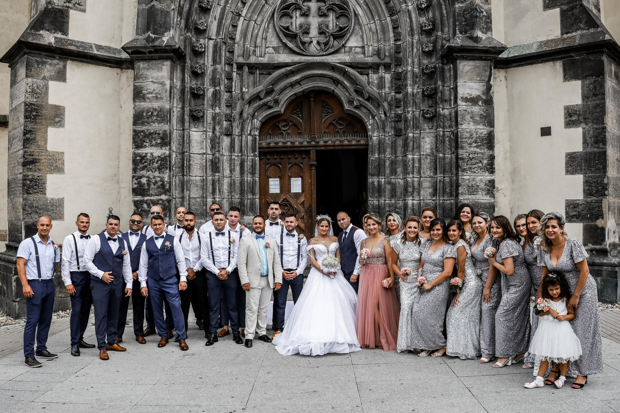 Pavel & Yveta. Svatební fotograf a kameraman v Česku a po celé Evropě — Teplice, Ústí nad Labem, Praha, Drážďany
