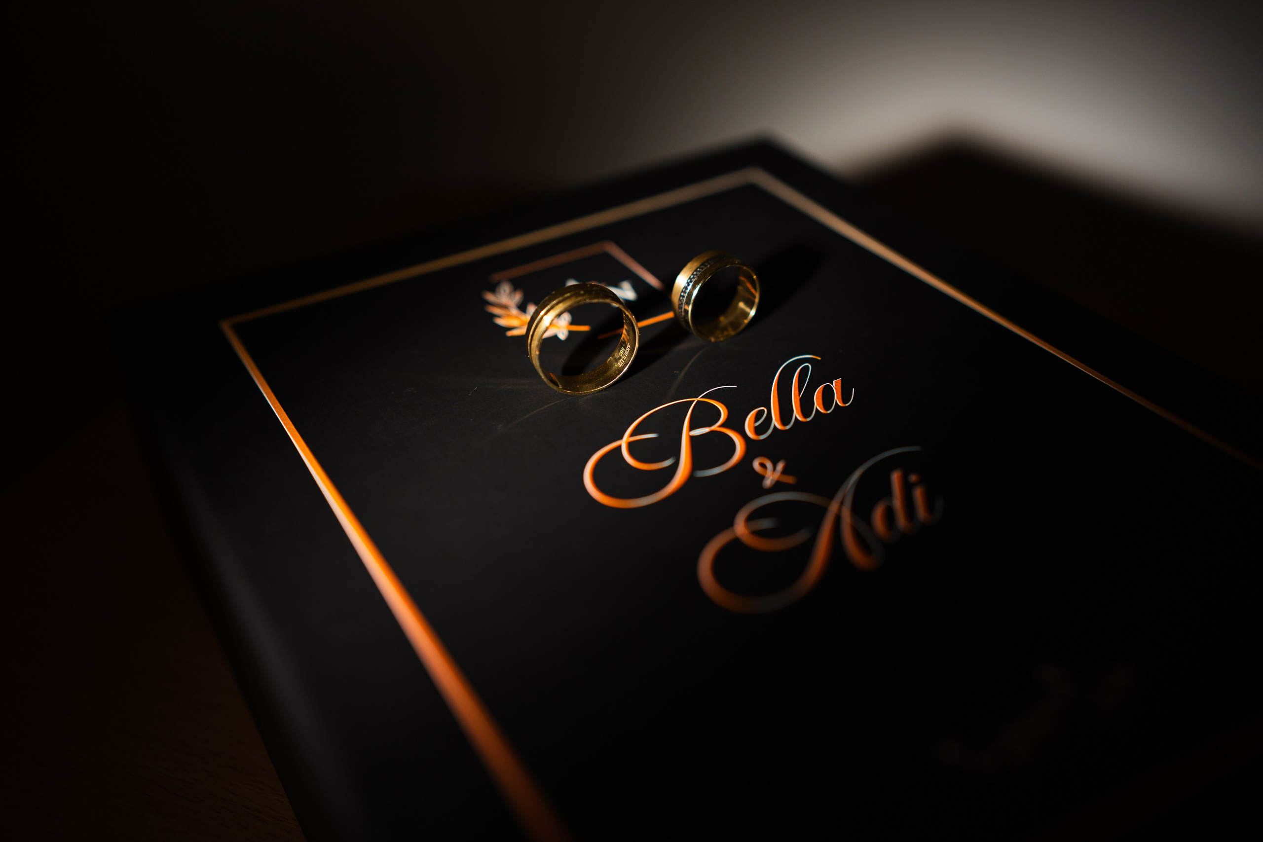 Bella & Adi. Foto Studio — Fotograf de evenimente, nunti, botezuri, portrete