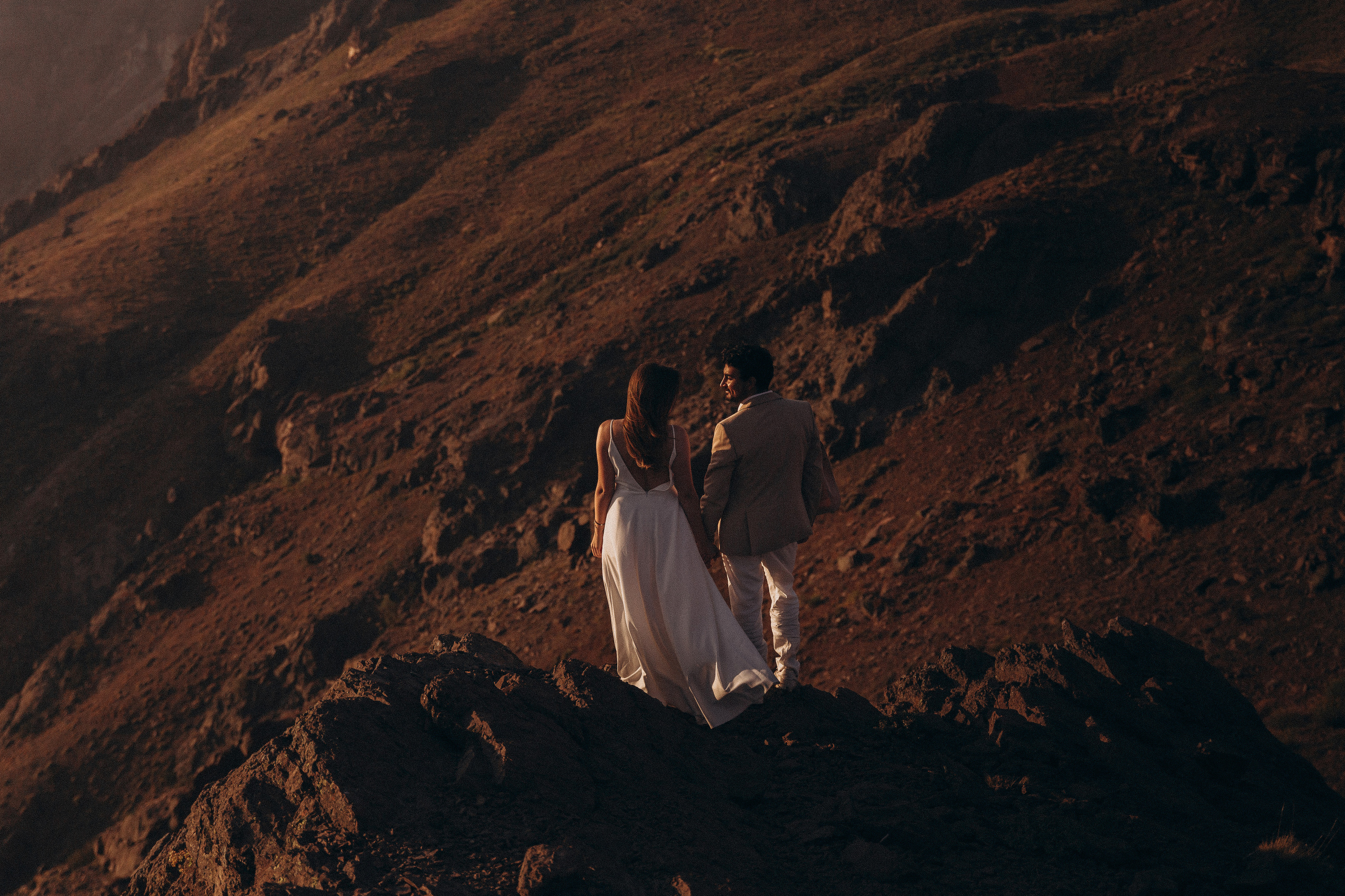Elopement in the mountains. Fotógrafa familiar Santiago y Chile Anna Almazova