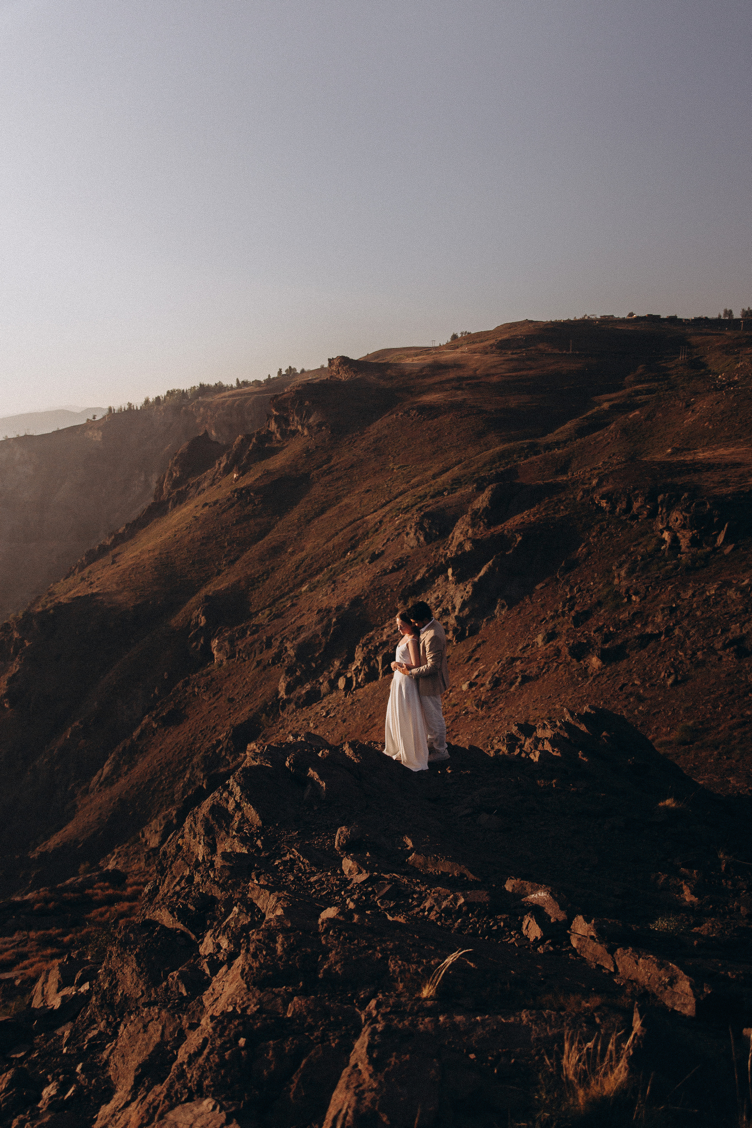 Elopement in the mountains. Fotógrafa familiar Santiago y Chile Anna Almazova