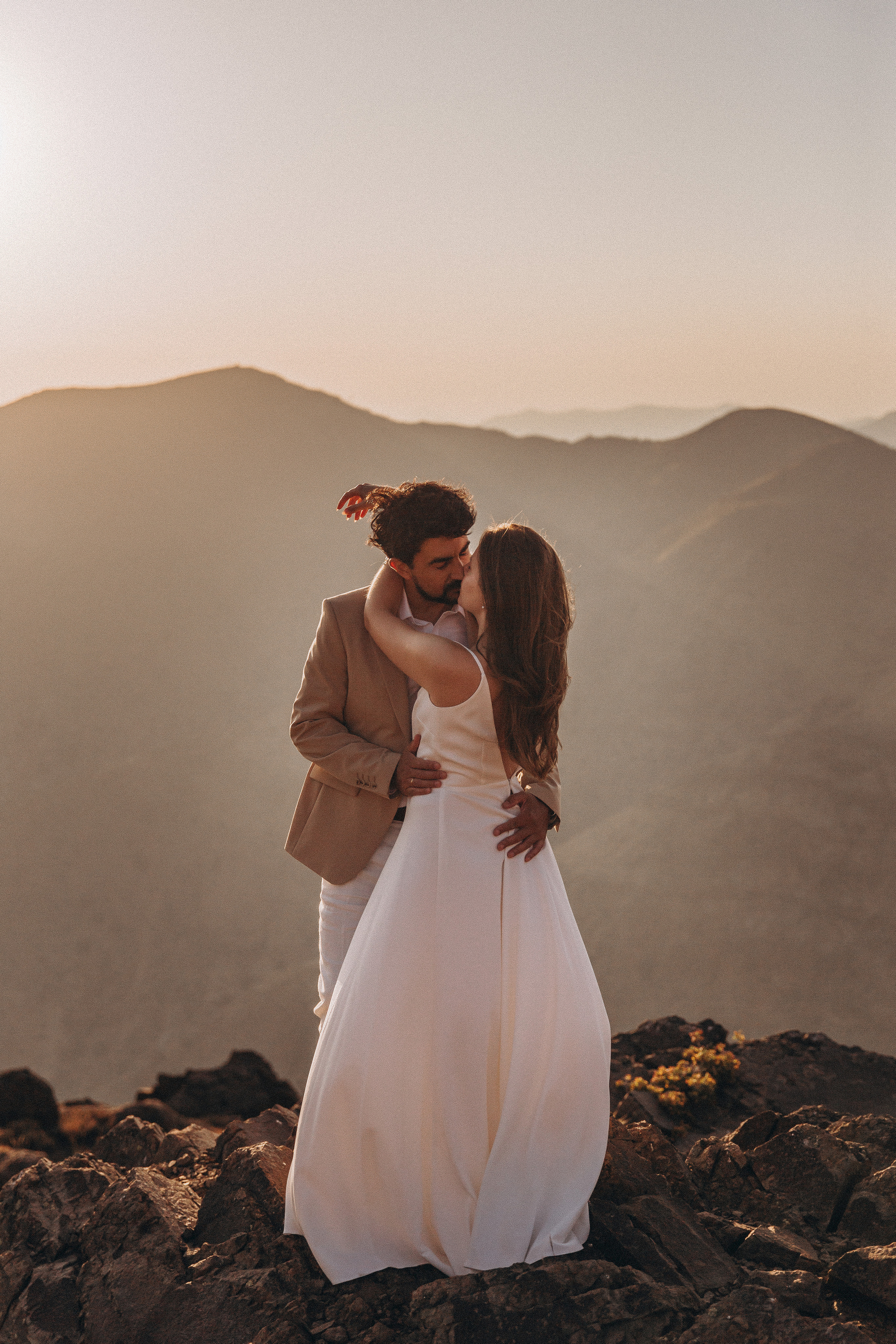 Elopement in the mountains. Fotógrafa familiar Santiago y Chile Anna Almazova