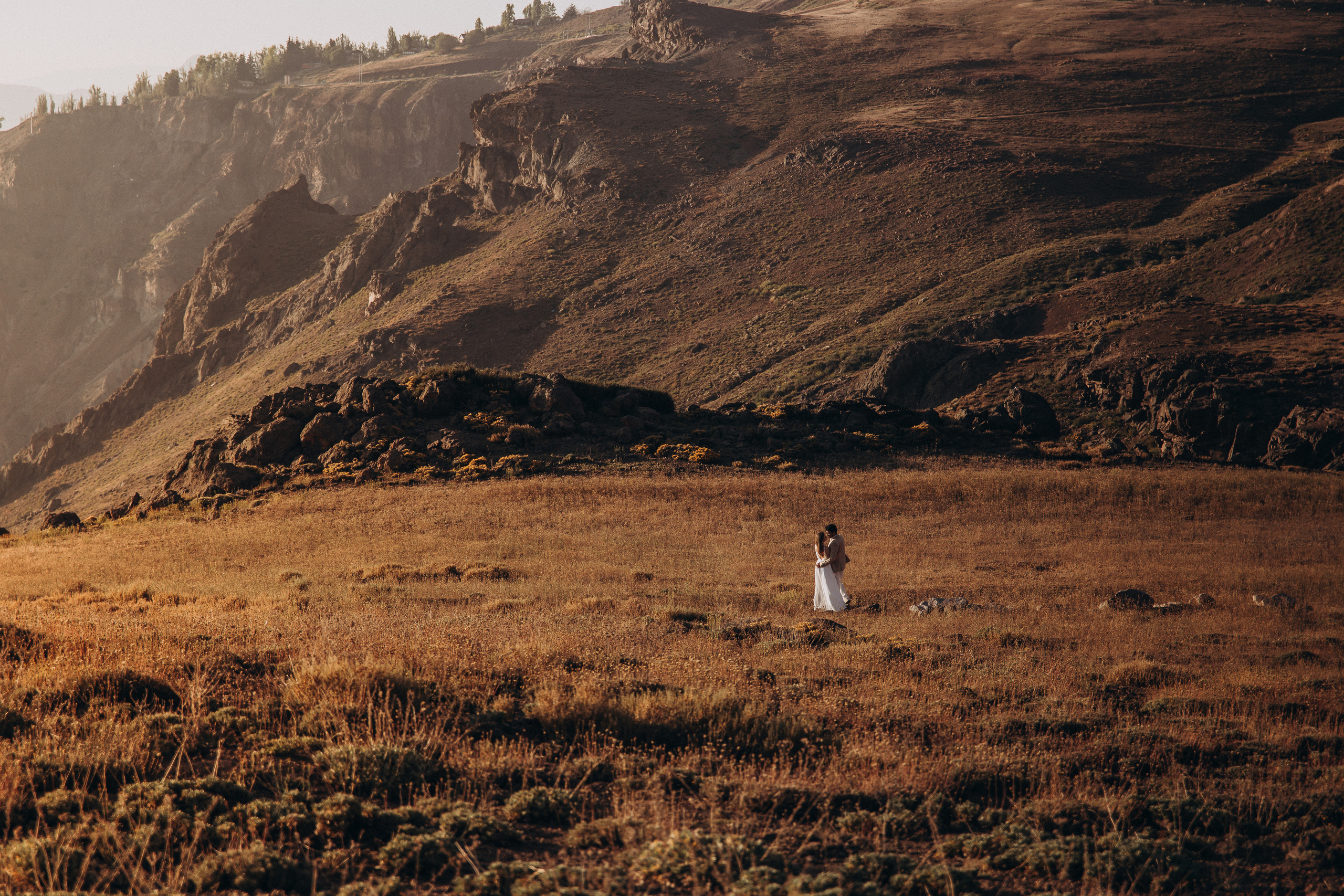 Elopement in the mountains. Fotógrafa familiar Santiago y Chile Anna Almazova