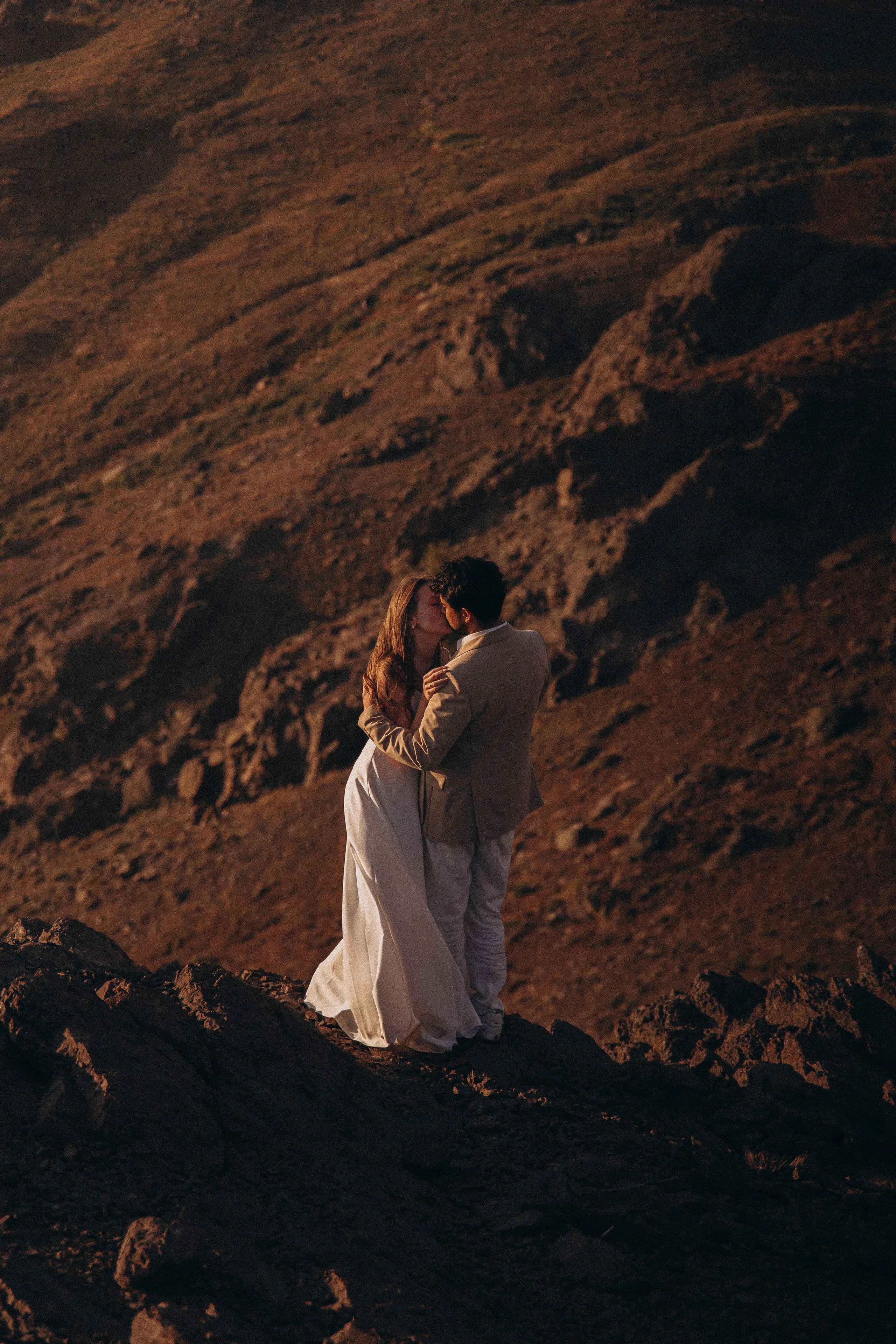 Elopement in the mountains. Fotógrafa familiar Santiago y Chile Anna Almazova