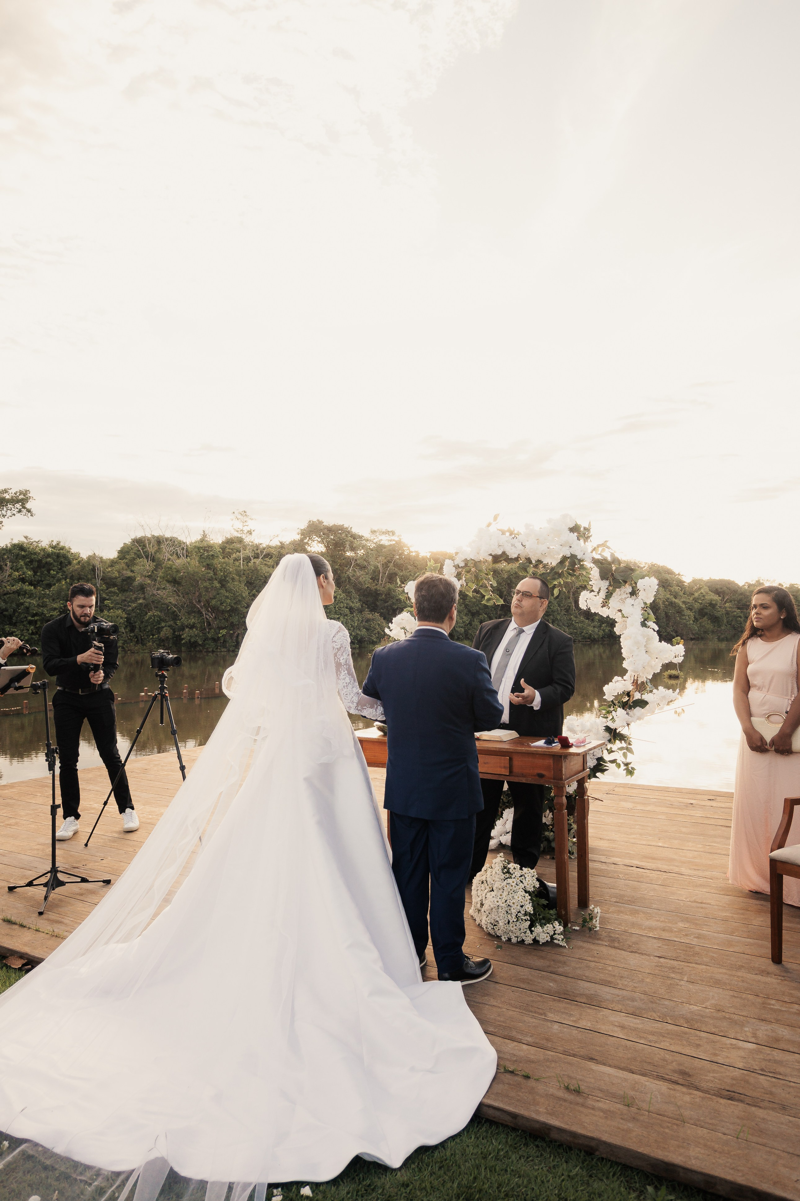 Cerimônias ao ar livre. Fotógrafo de Casamentos