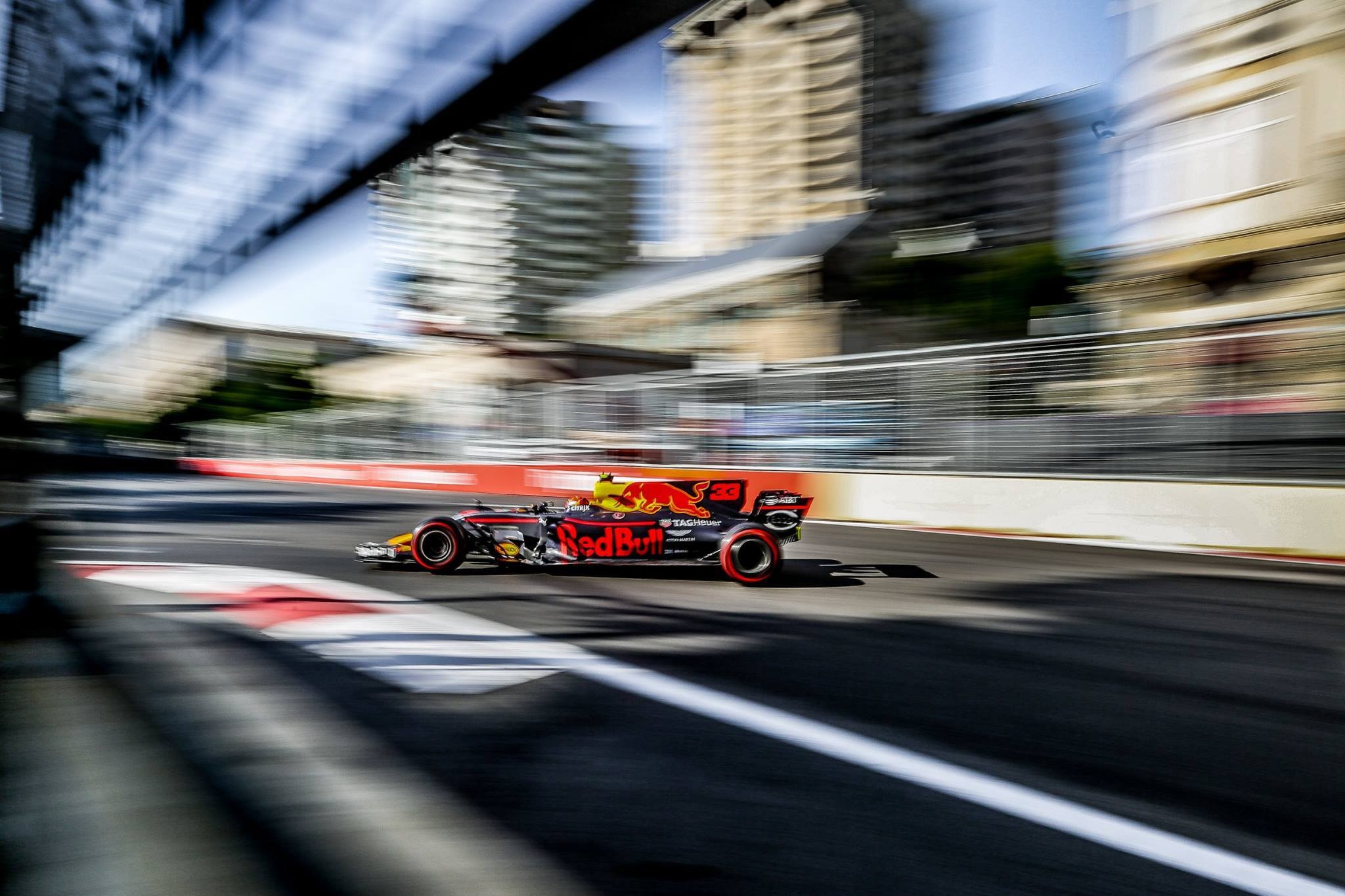 Formula 1 Bakı GP 2017. Bakıda Peşəkar Tədbir, Love Story və Təbiət Fotoqrafı — Elşən Baba