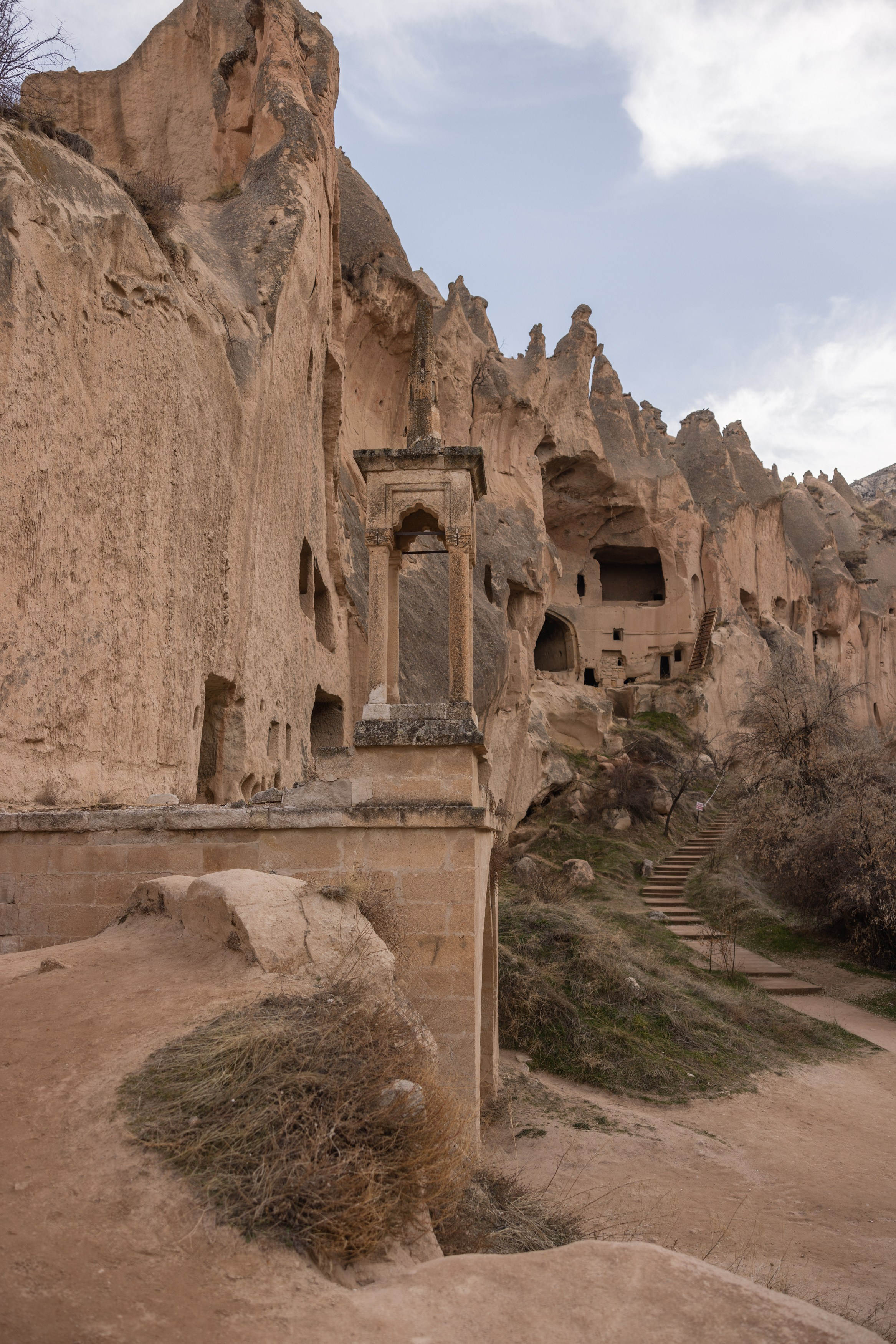Top Must-Visit Locations in Cappadocia – Unveil the Region’s Hidden Gems. Your Guide to Cappadocia: Private Tours, Scenic Routes, Hot Air Balloon Rides, and More Adventures