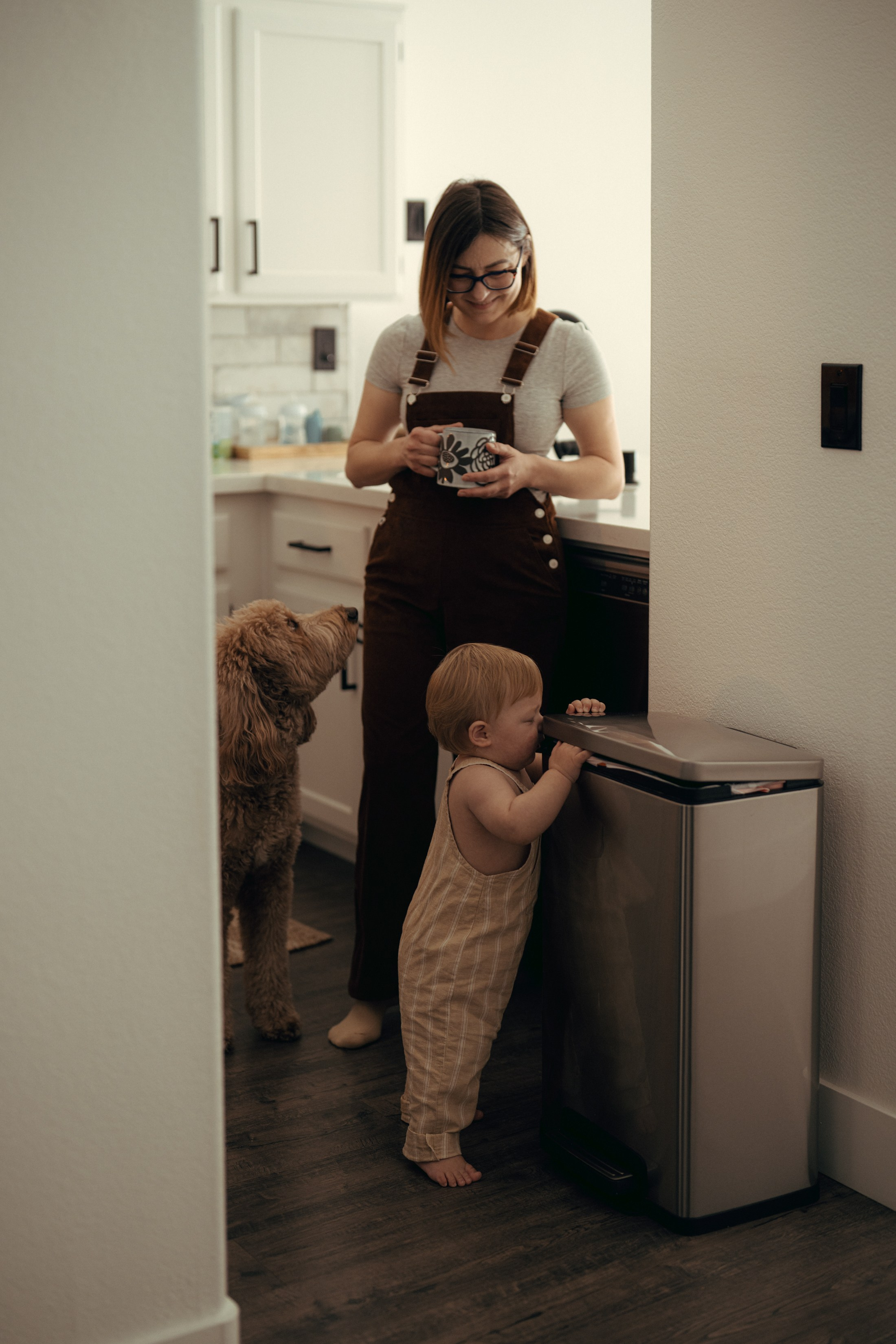Liam Noah, Angela & Cooper. Wedding & elopement photographer Viktoriya Kravtsov. Las Vegas