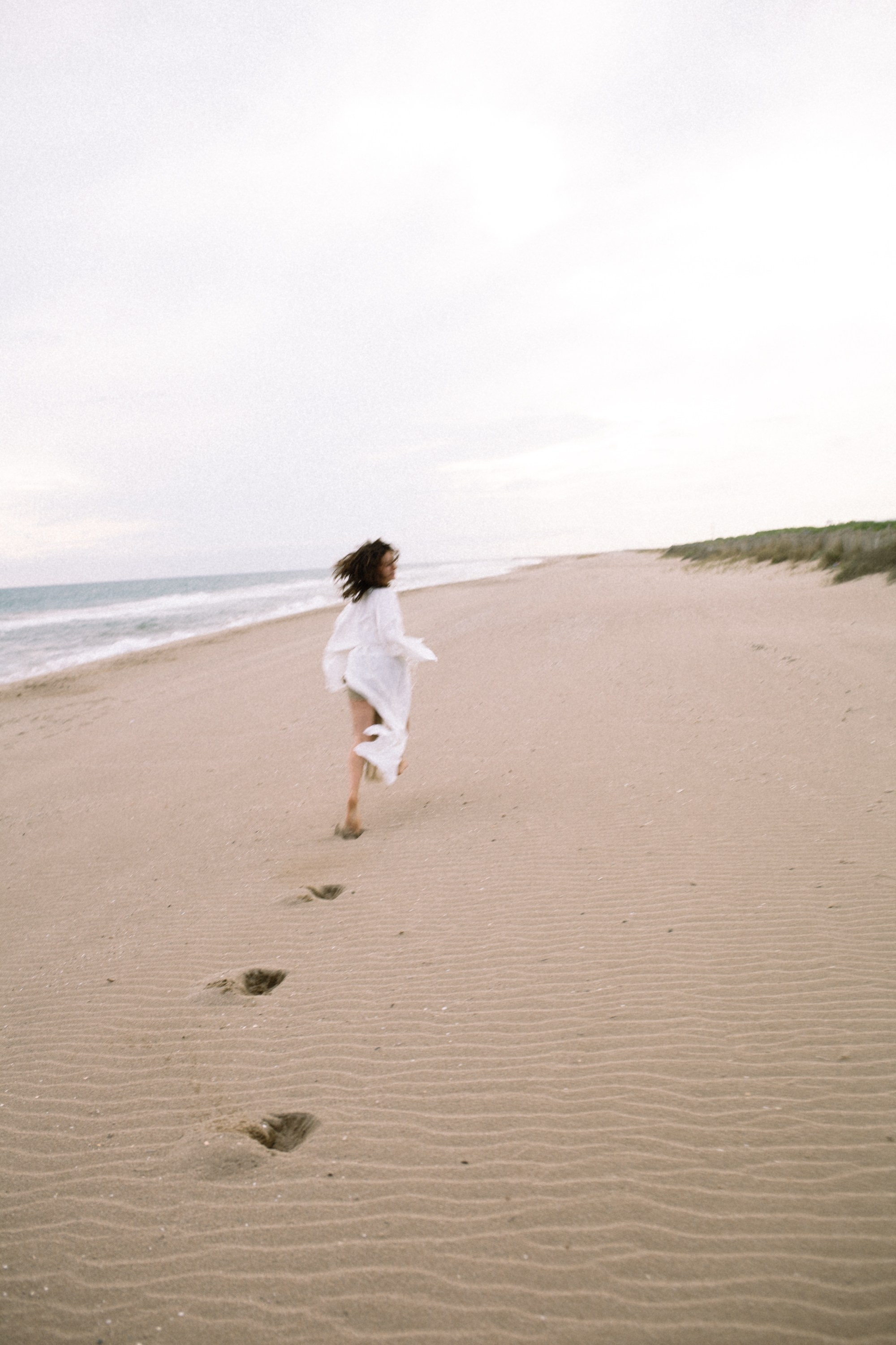 BHAGGINI. SENSUAL WOMENSWEAR. Marina Kálcheva — Photographer & Visual Artist in Barcelona