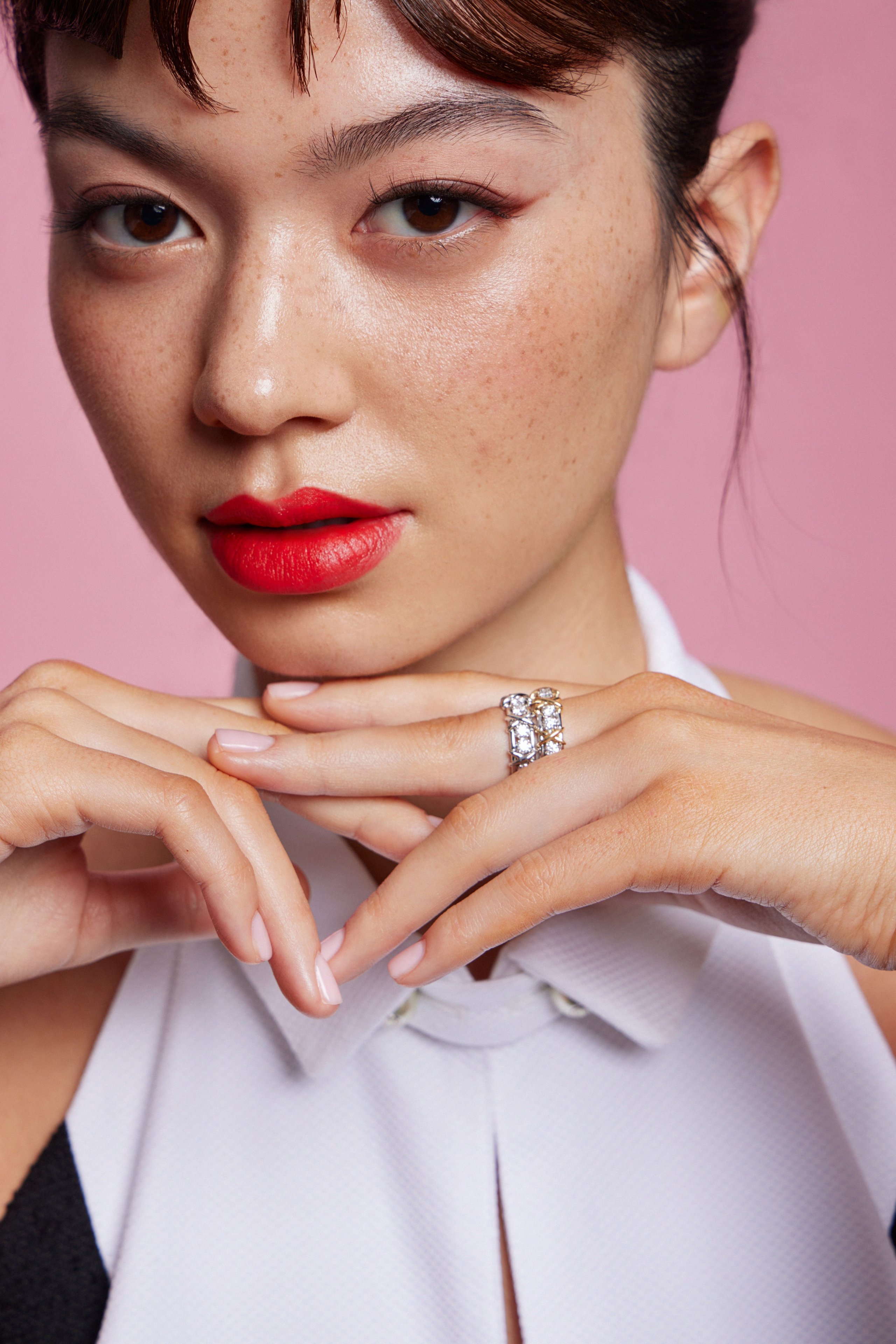 Beauty, Fashion and Editorial Retoucher