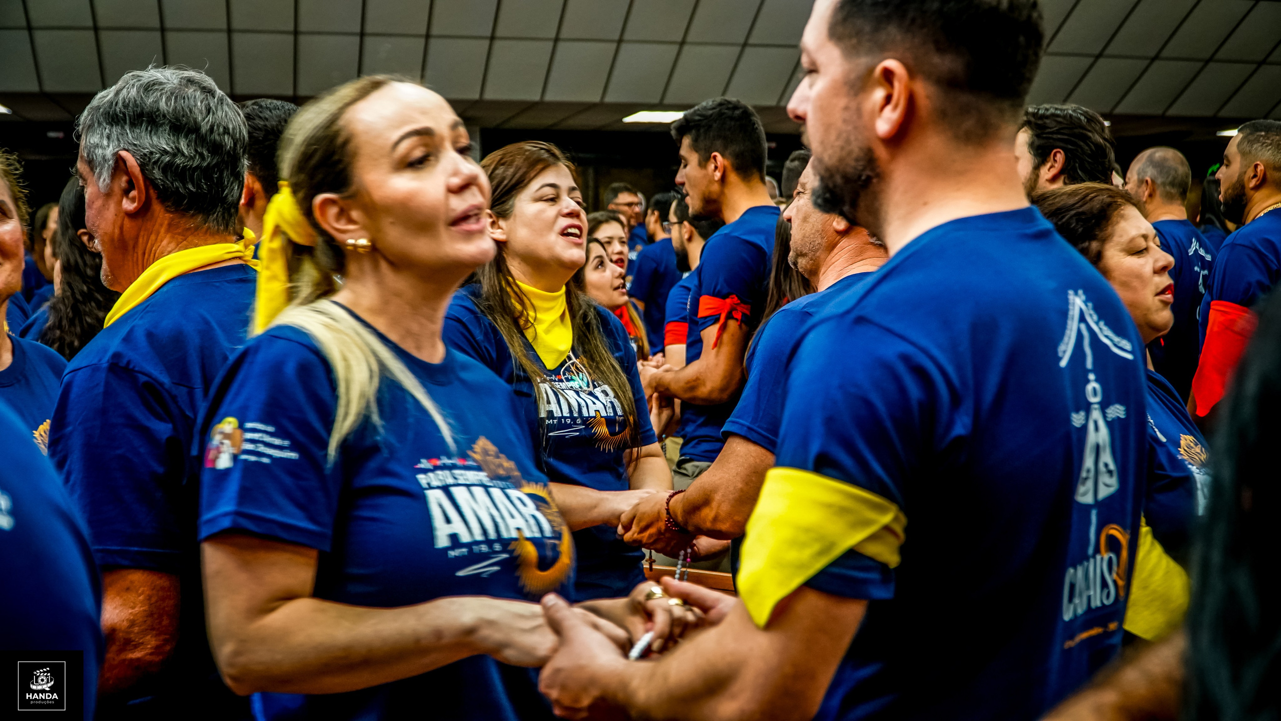 Acampamento Casais. Handa Produções
