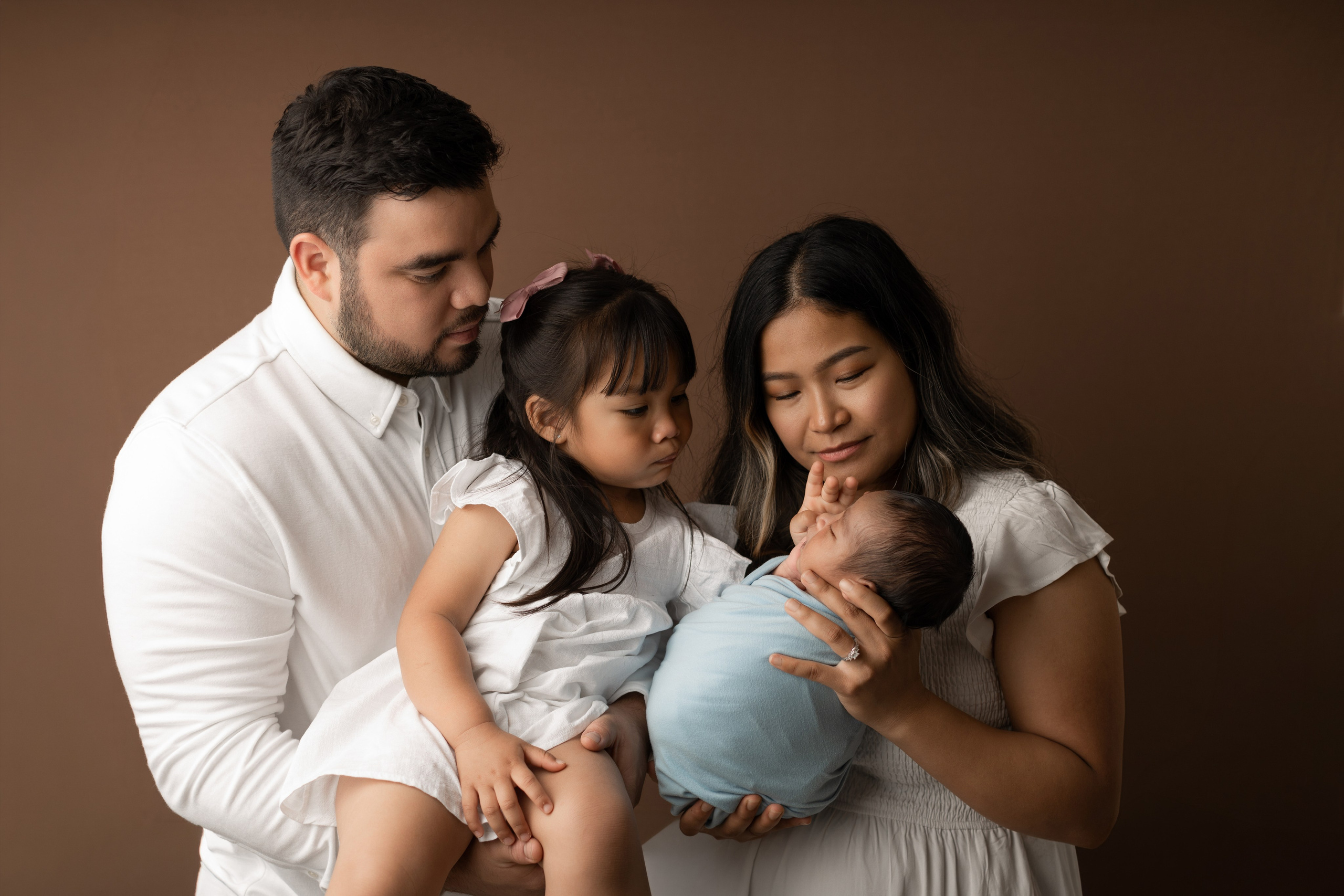 Newborn Classic. Family photographer in Bay Area, California
