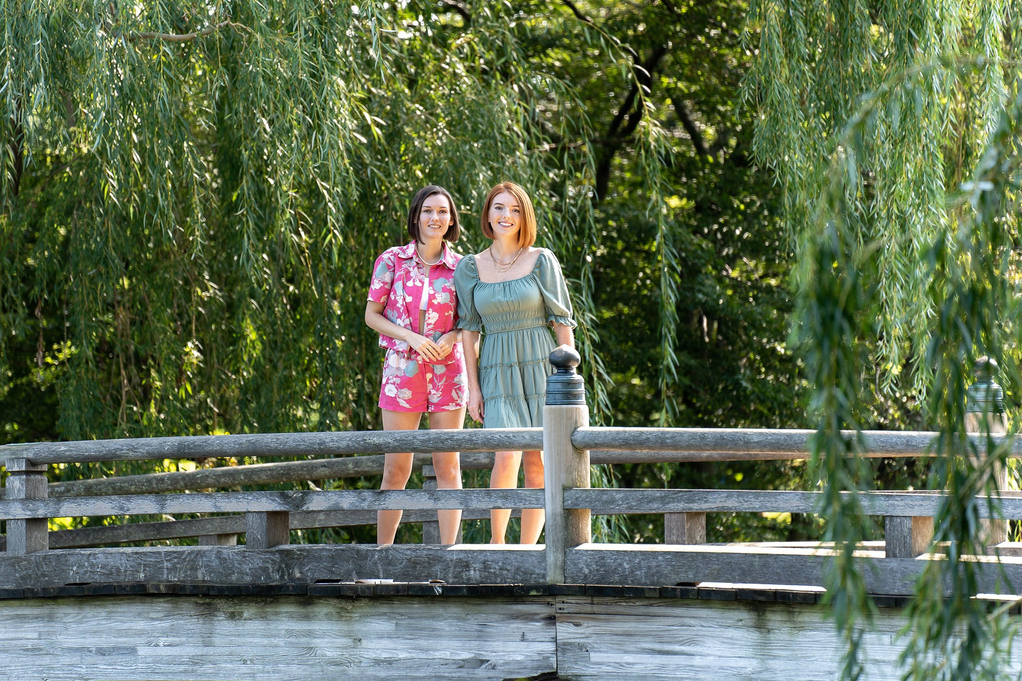 Photo Walk. Sisters. ARTIGO Igor Rudyi Art Photography