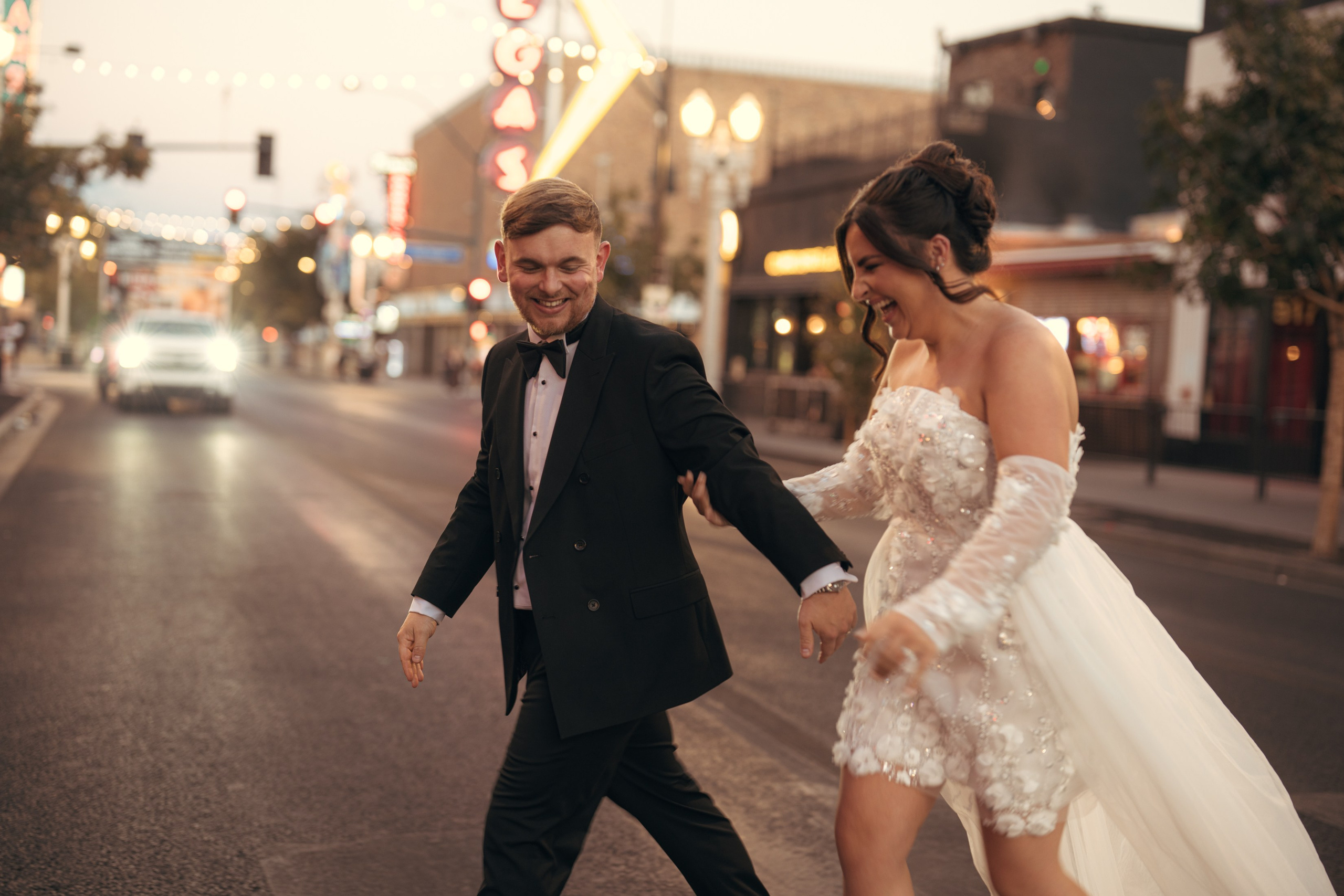 Charlie&Dan. Wedding & elopement photographer Viktoriya Kravtsov. Las Vegas