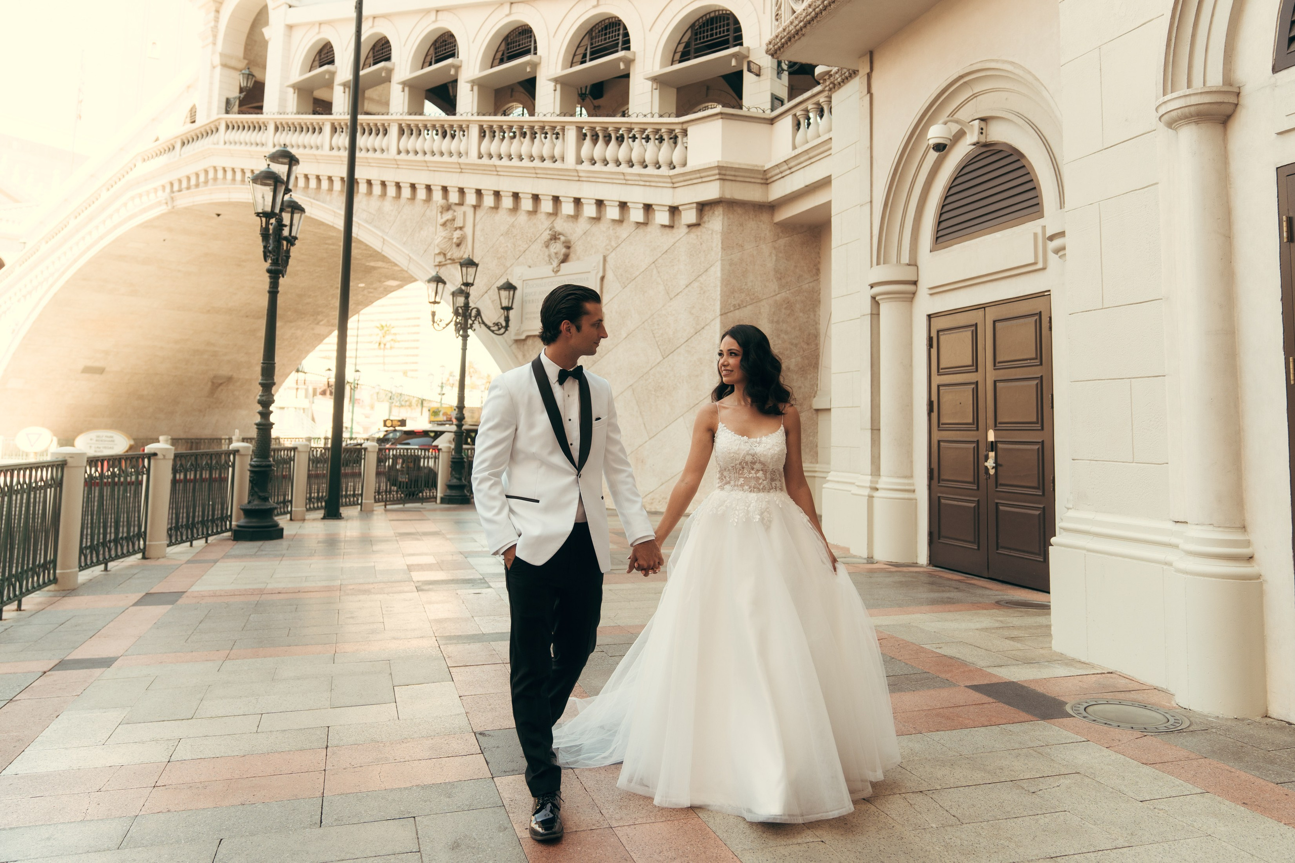 Sahamanta&Justin. Wedding & elopement photographer Viktoriya Kravtsov. Las Vegas