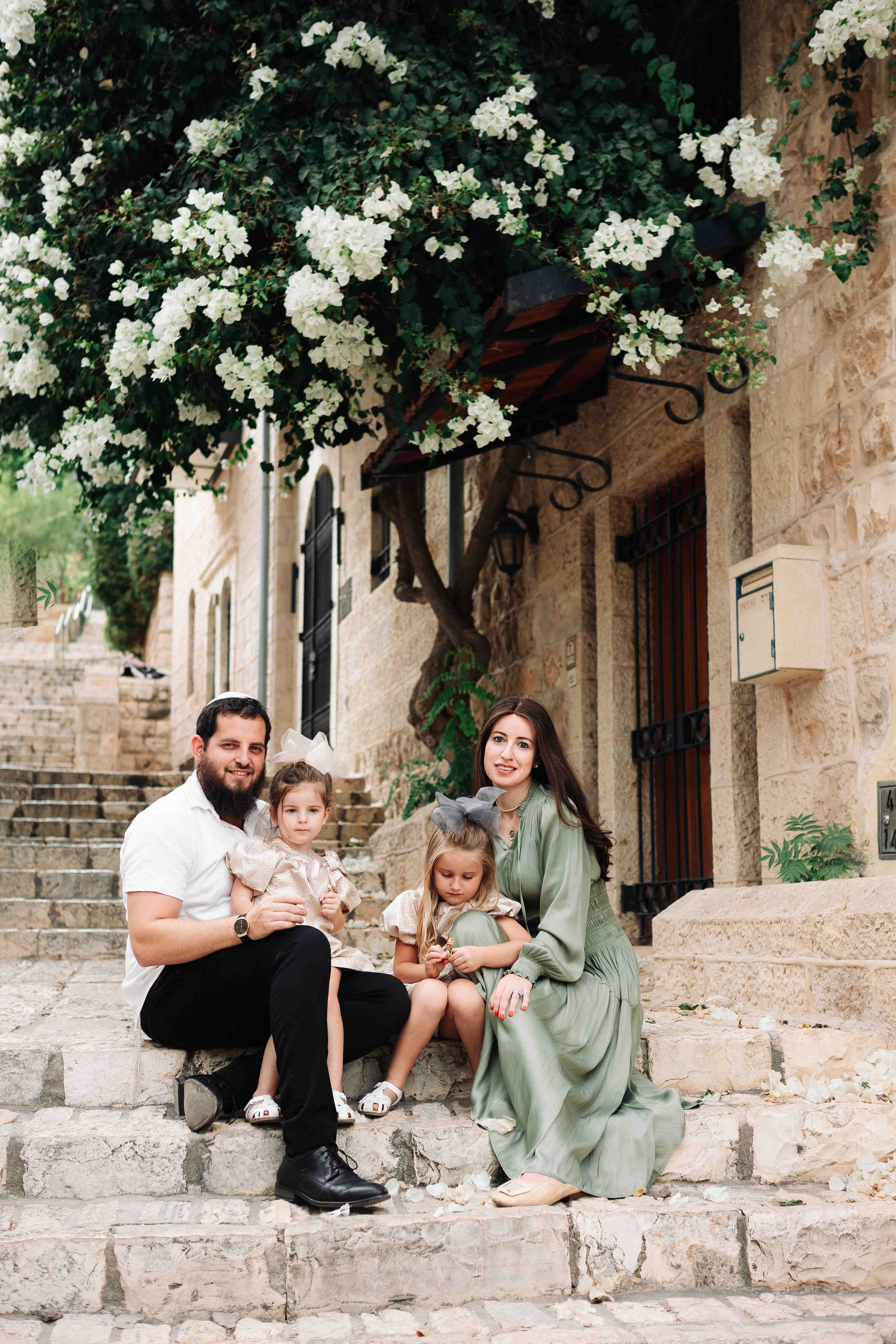 BEAUTIFUL FAMILY PHOTOSESSION. PHOTOGRAPHER IN ISRAEL