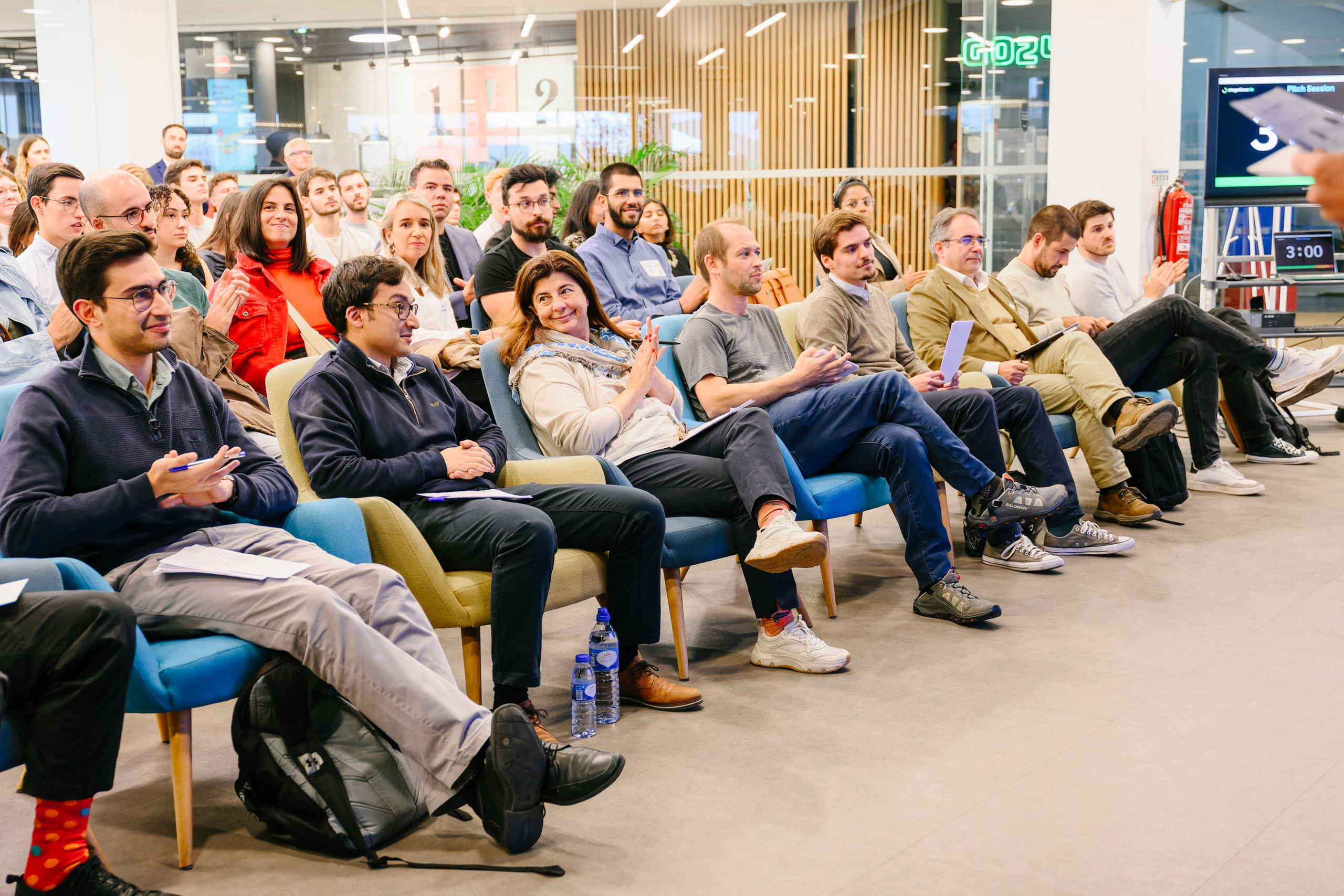 Pitch session. Photographer in Lisbon Elena Lialina