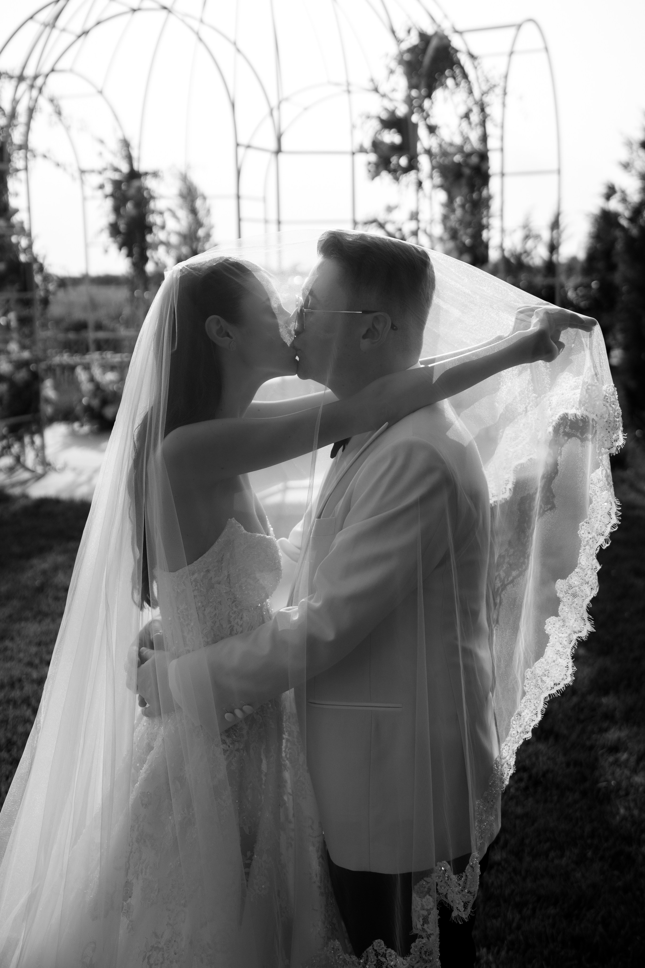 Diana & Octavian. Fotograf de nuntă Alex Pasarelu