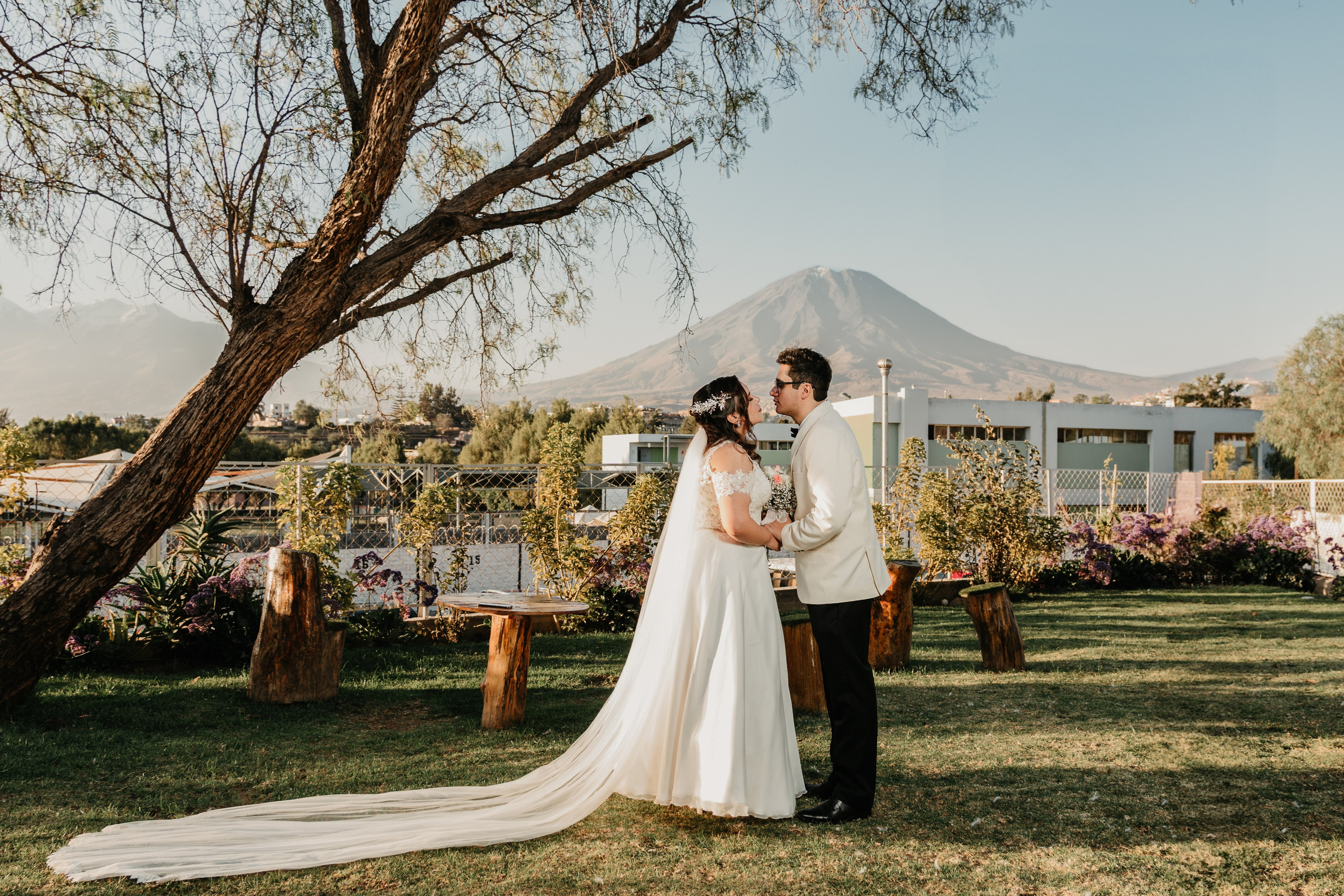 VANIA + LUIS BODA CIVIL. Studio KVTA | Fotografía y Video de Bodas en Arequipa