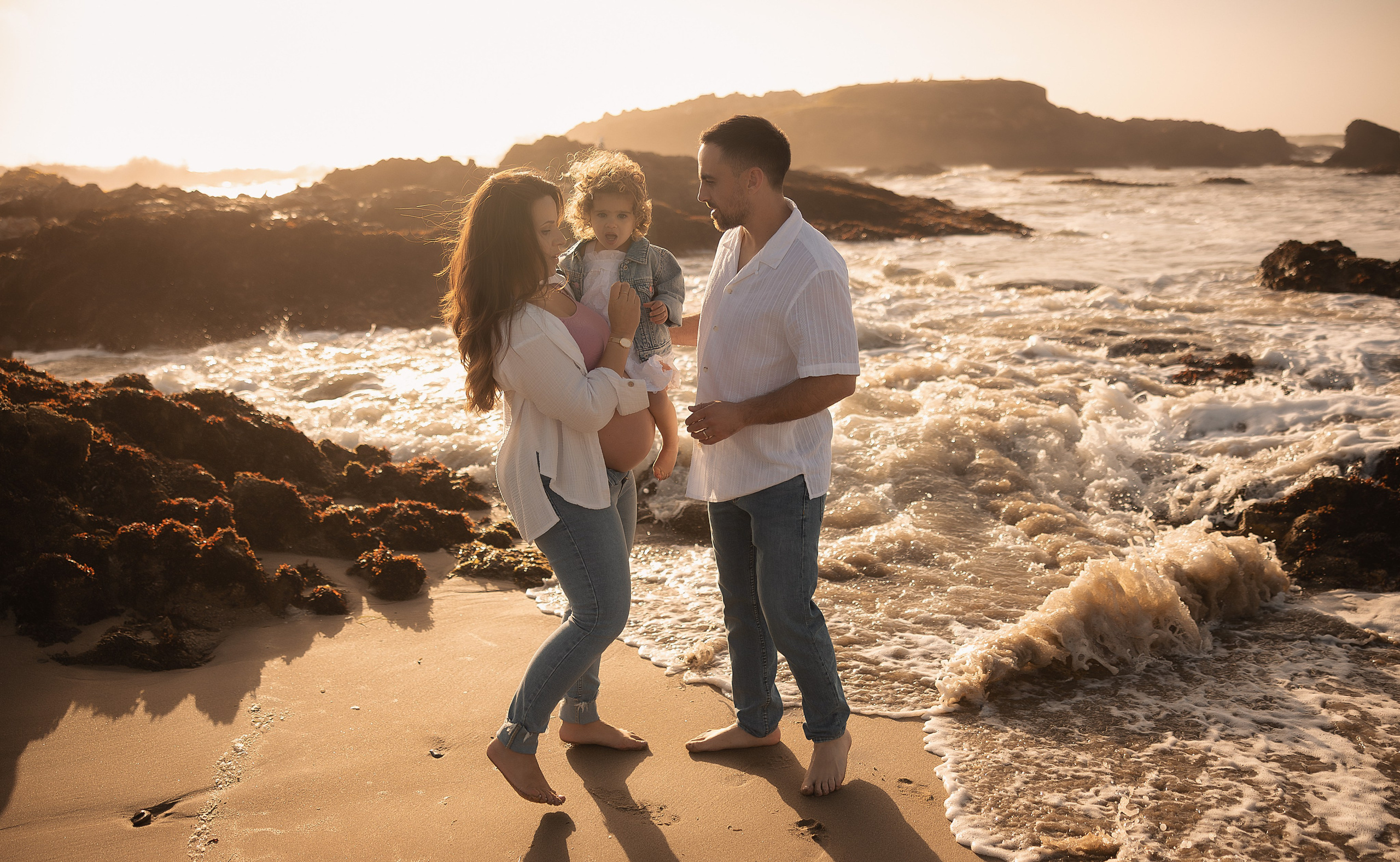 FAMILY & MATERNITY PHOTOGRAPHY. Couples & Families photographer in Bay Area, San Jose, California