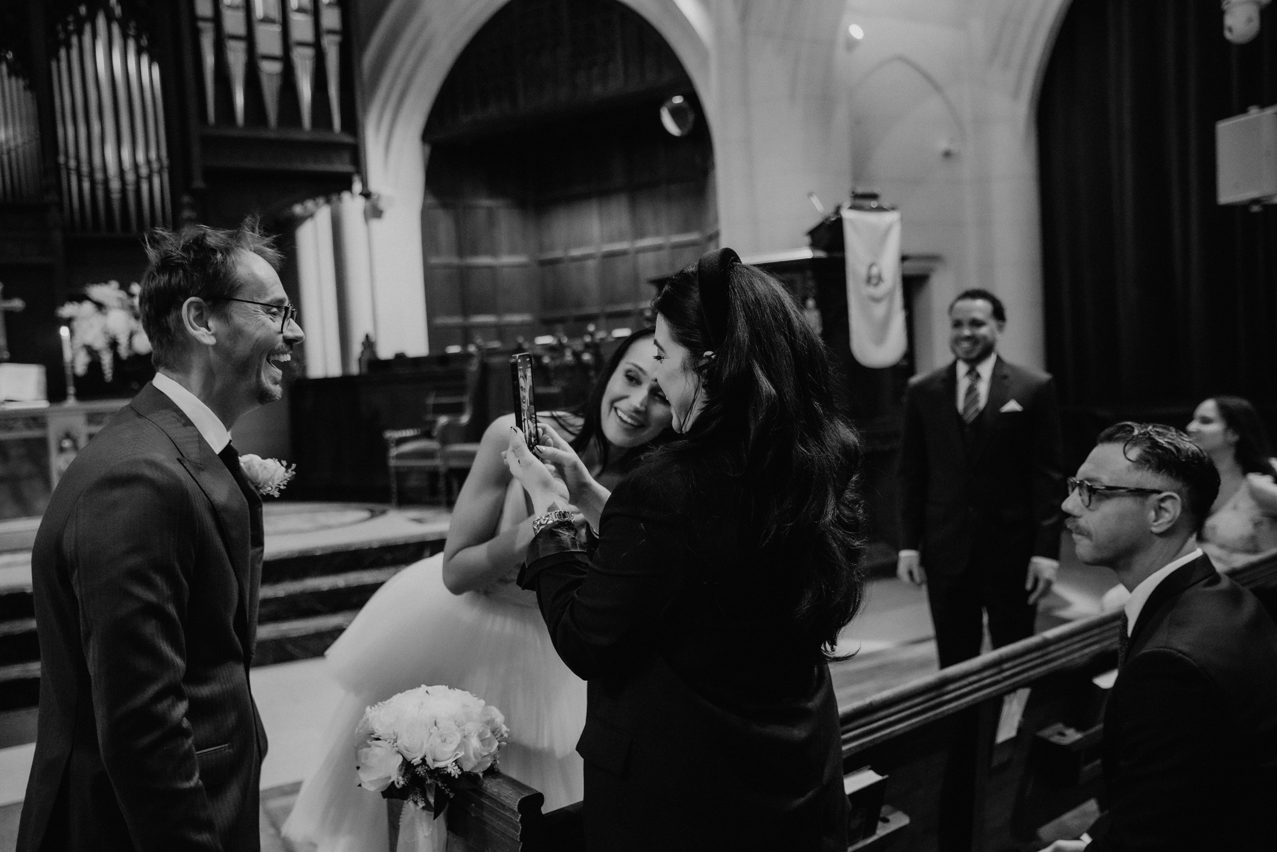 Suzi & Alex | Paris Wedding with a Vintage Car. Paris Wedding Photographer