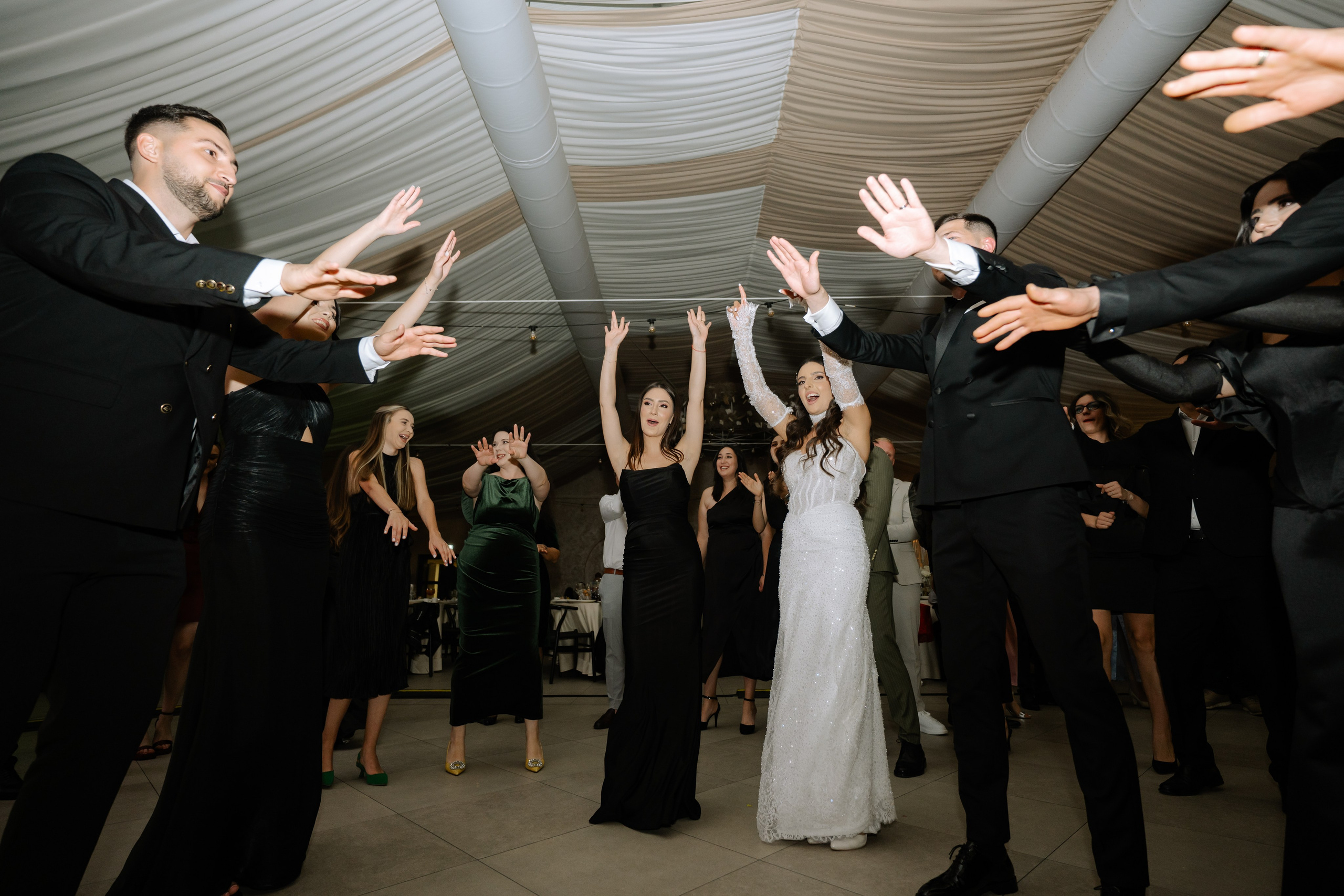Ana Maria + Flavian | Wedding day. Proud Vision Weddings | Wedding Photography & Films — Servicii profesionale Foto Video Nunta Iasi