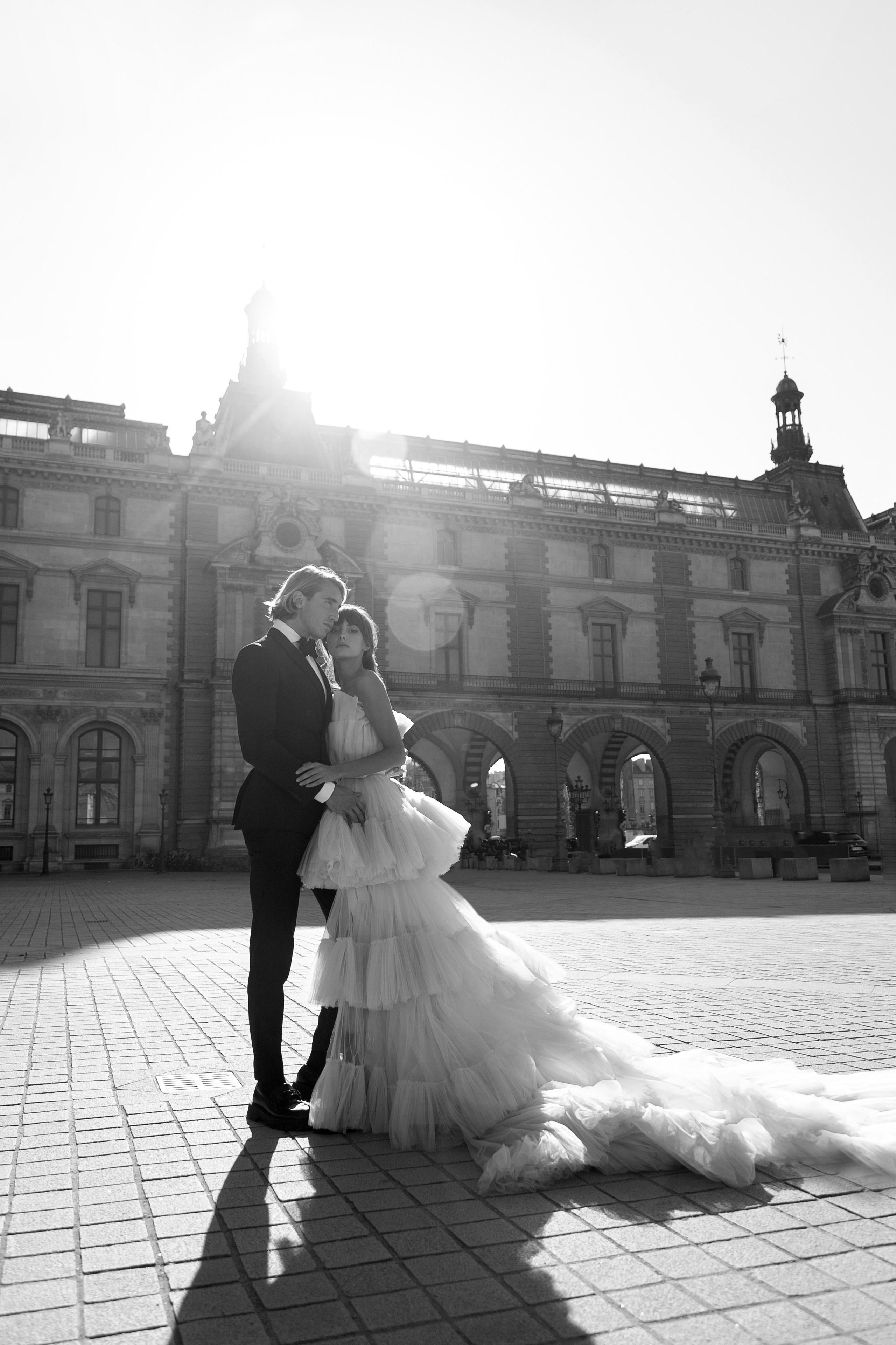 Musée du Louvre / Clémence & Pierrot. Wedding, event and family photographer in Paris, Emilian Olaru