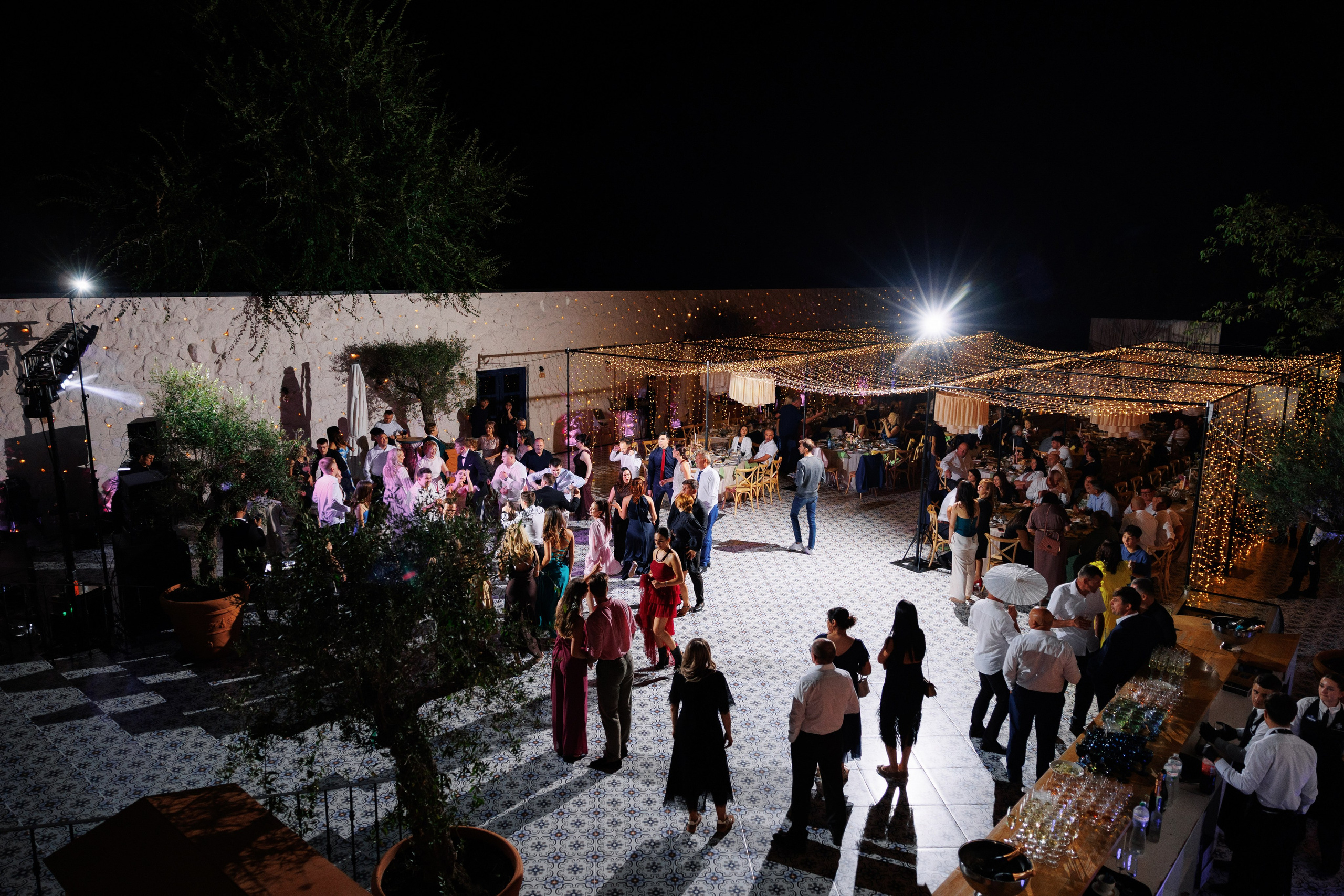 Dragoste povestită de noi. Servicii Foto Video în Chișinău și Europa ID-Brothers