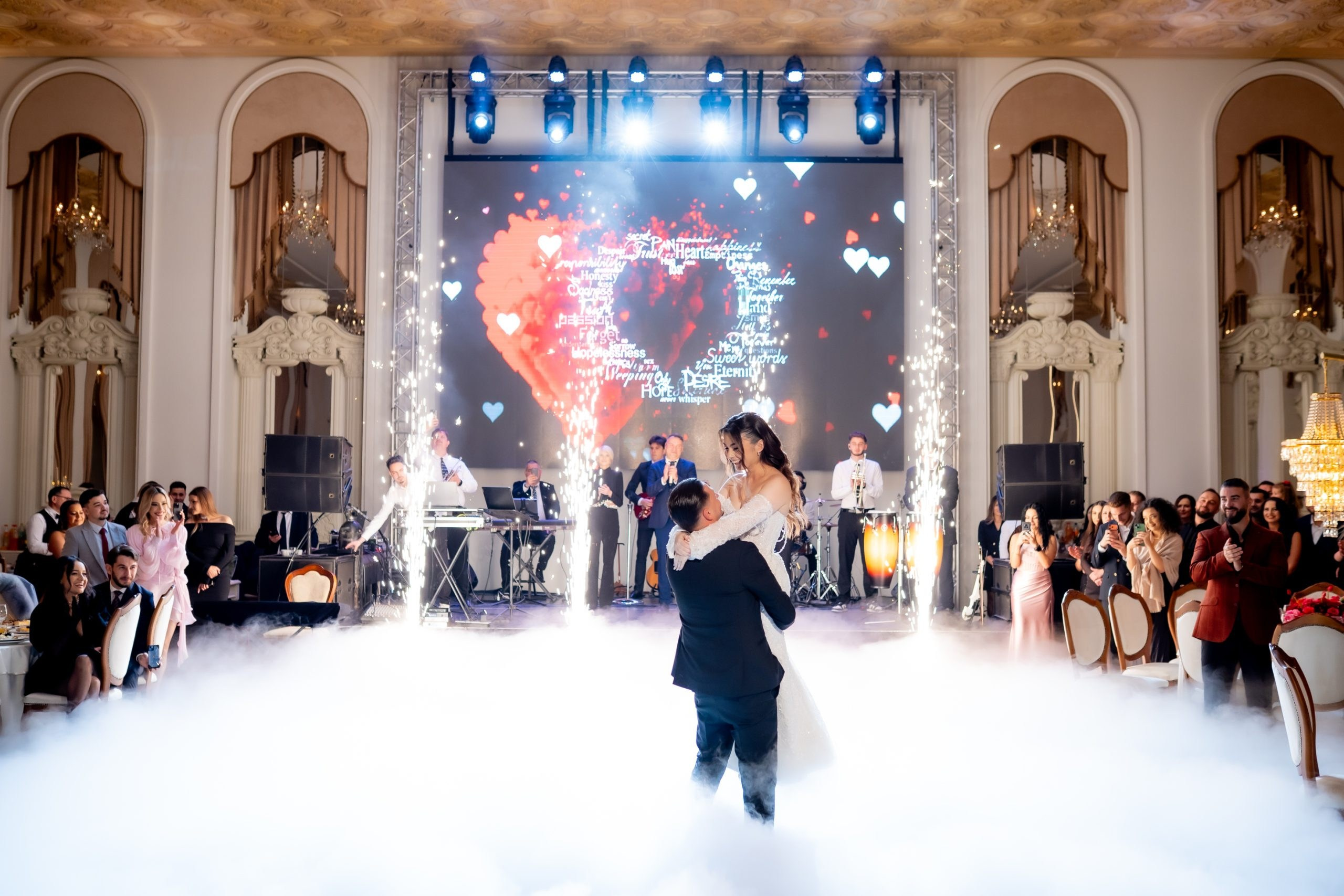 Razvan & Denisa — Ziua nuntii. Mark Fazakas — Wedding Photographer