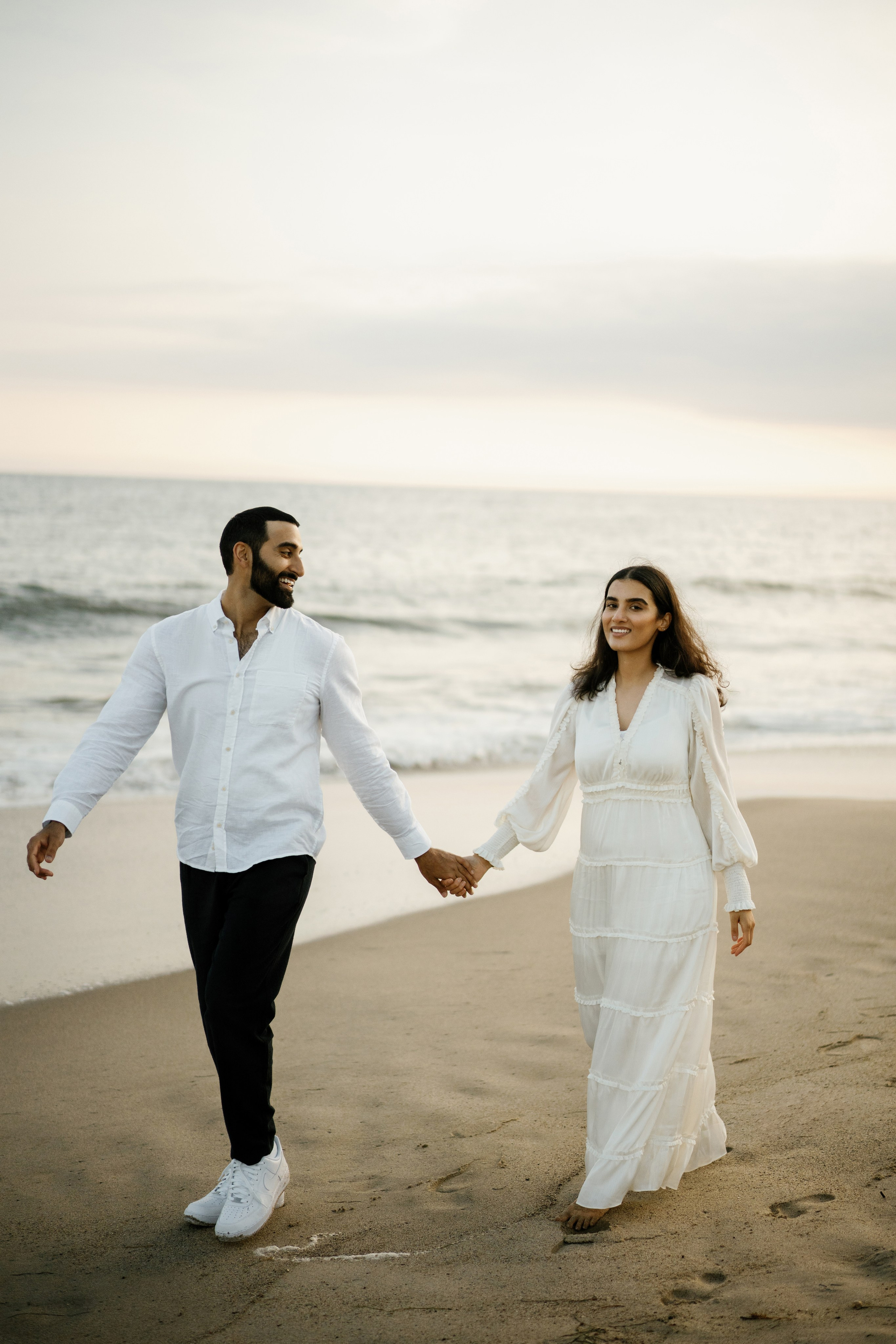Santa Monica Sunset Engagement Photoshoot. Wedding Photography & Videography Team in California, Los Angeles, San Francisco, San Diego and Travel