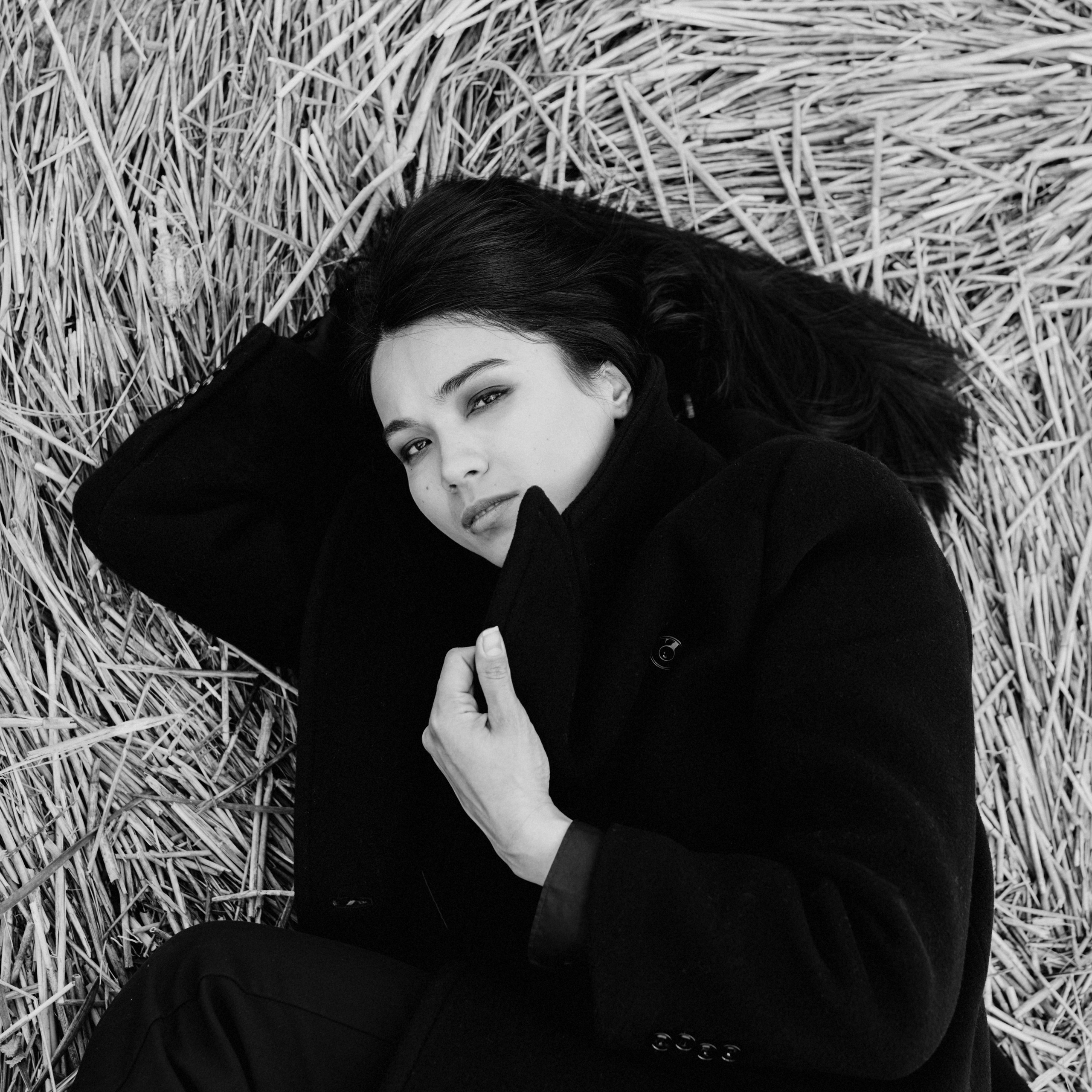 Shirin Beach. Modern maternity photographer in Long Island New York