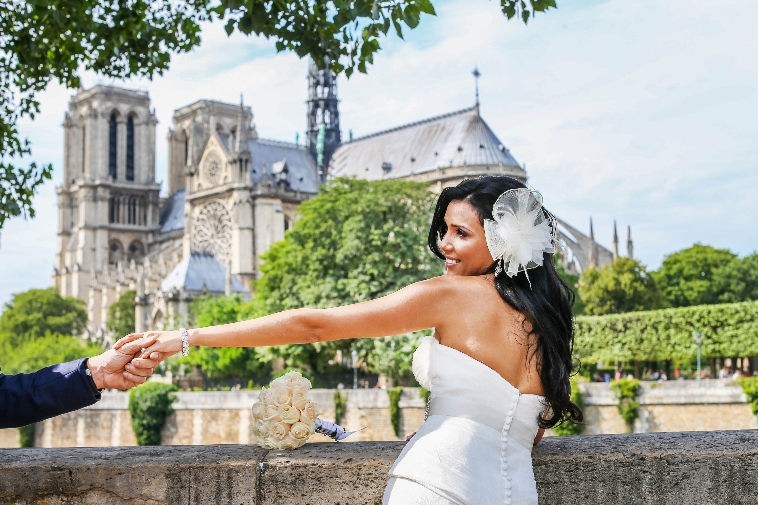 Wedding Proposal in Paris: 7 Refined & Realistic Ideas for 2026. Photographe à Paris
