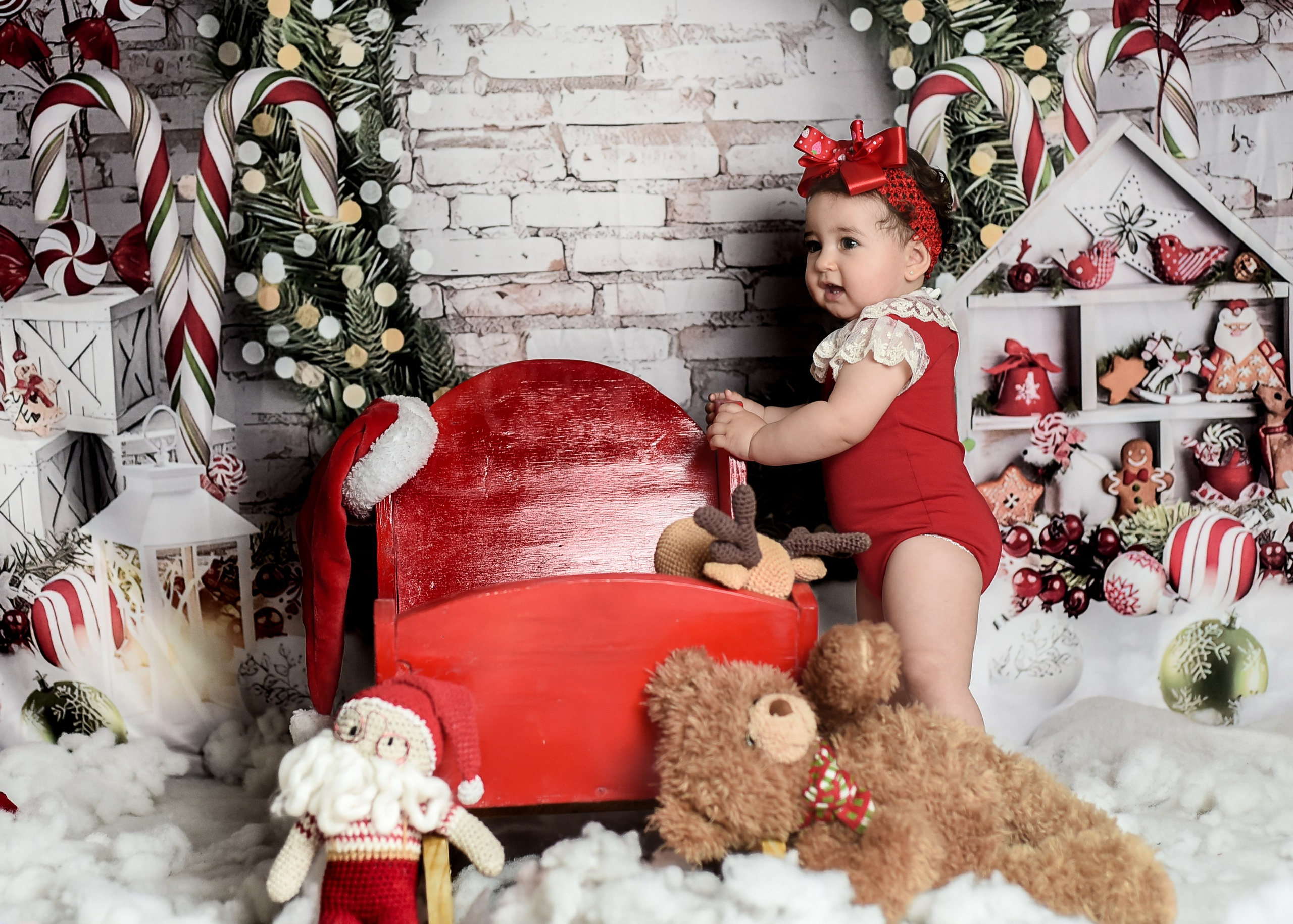 Sesión 1er año de Rebeca. Temática: Frutillita + Mini Sesión Navideña. Fotografo de casamiento en misiones y fotógrafo de familia  Posadas