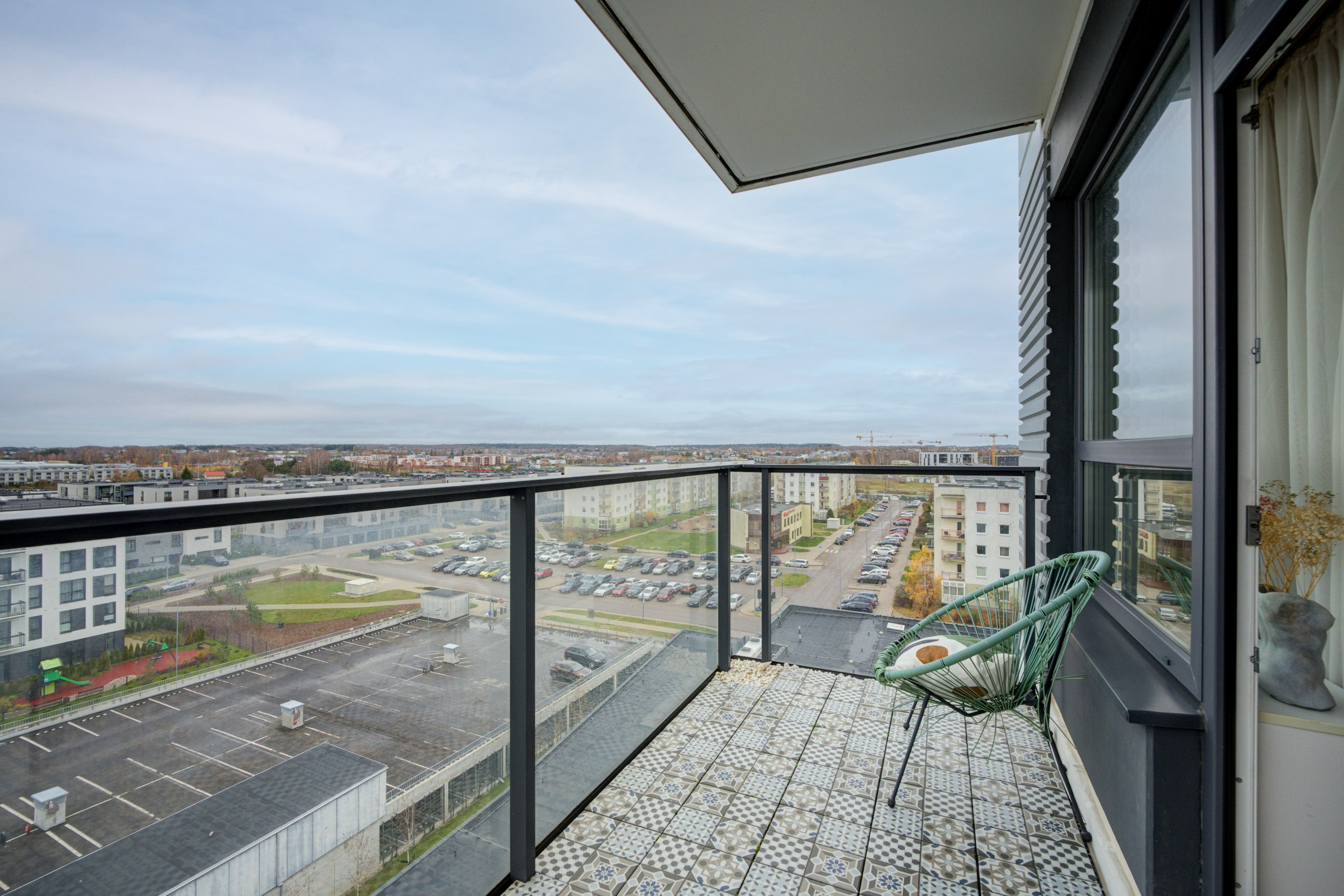 Karaliaučiaus g. 9 c, 2 k buto fotosesija. Elina Sapiega fotografė Vilniuje