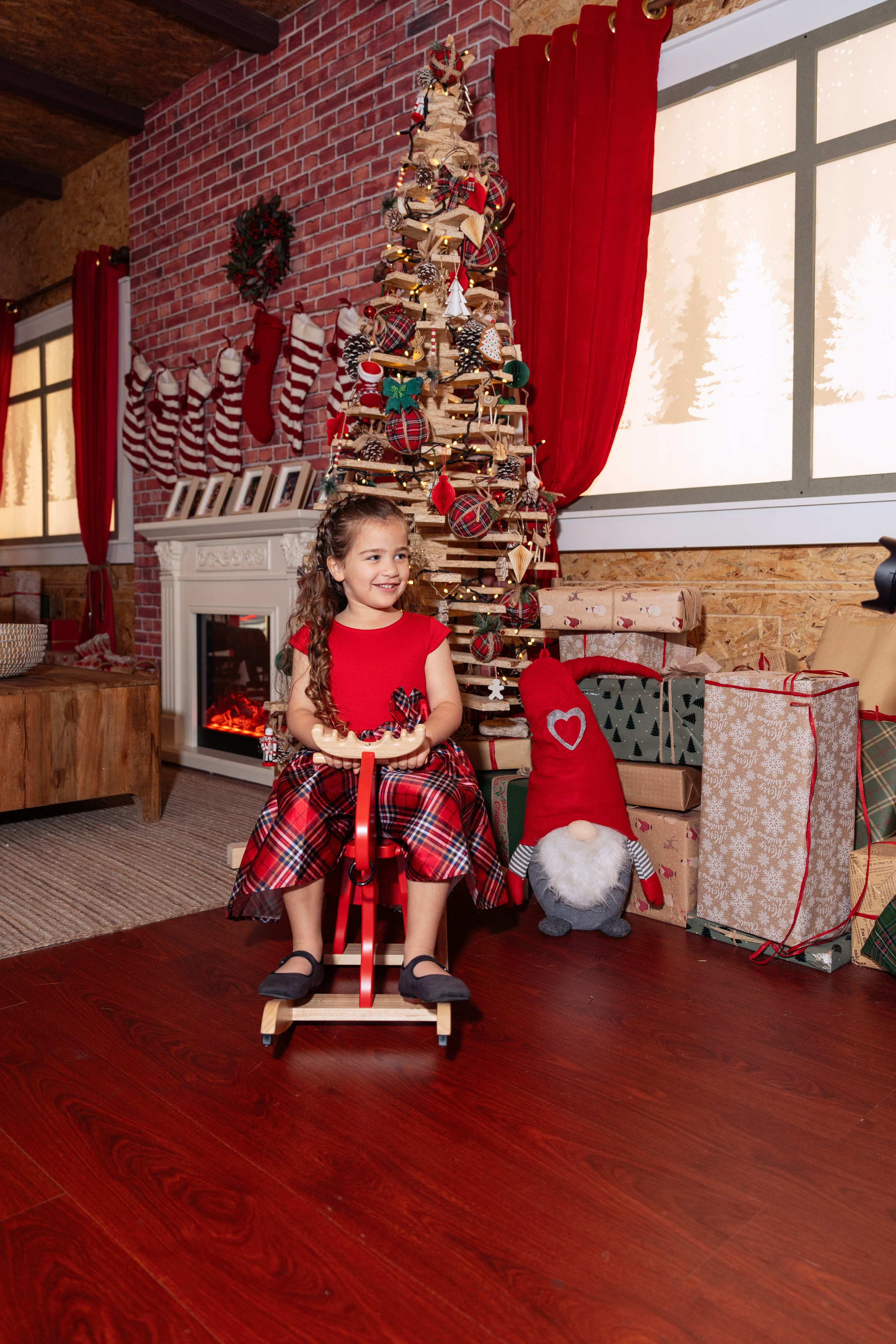 Family & Lifestyle Photography Dubai — Denys Gromov. Denys Gromov