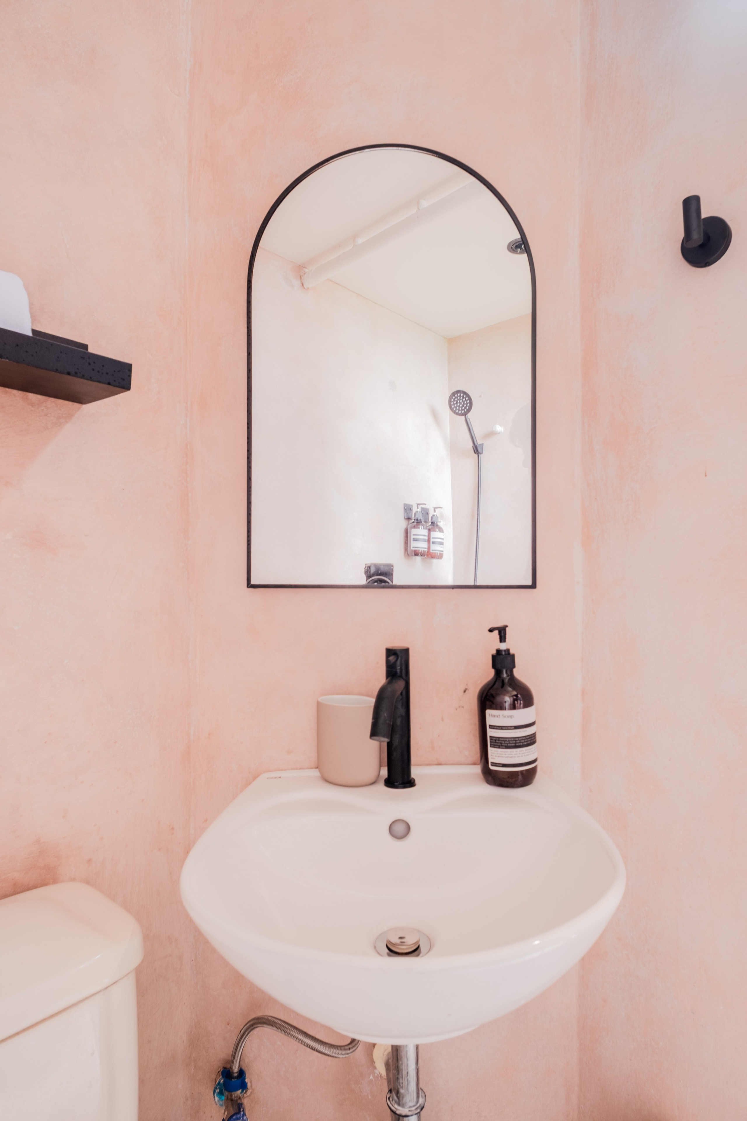 Alma Tierra Cliffhouse // Batangas. Interior & Architectural Photographer Philippines | Argen Carlo Camaclang