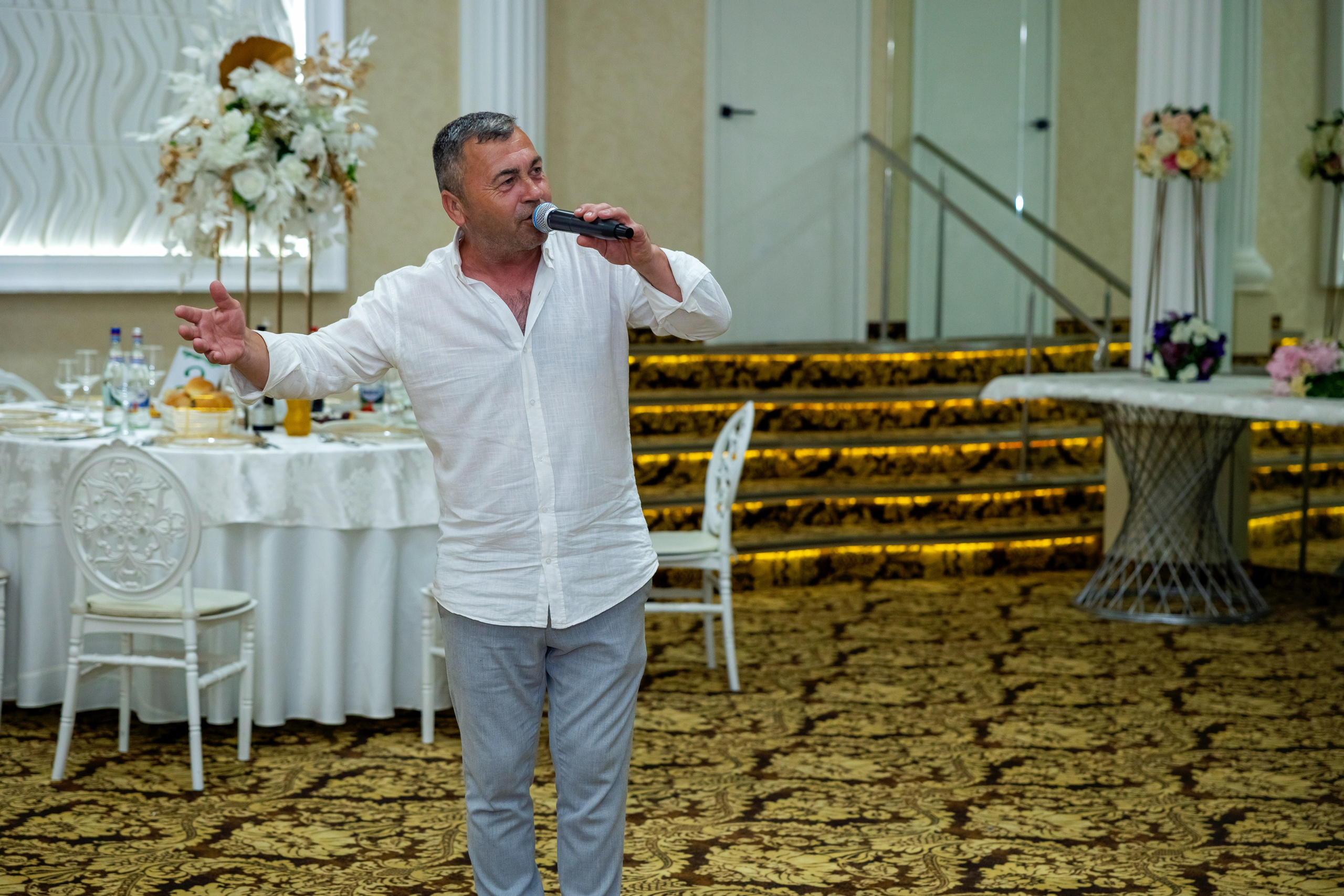 Andrei Damian. Moments By Gub