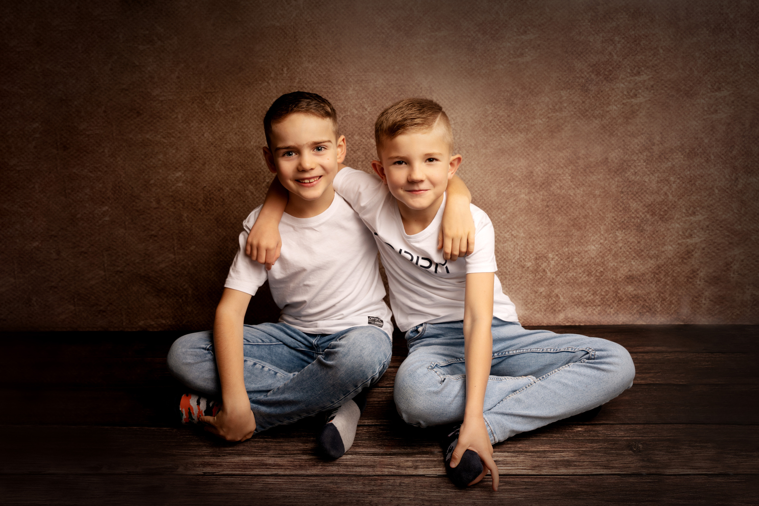 Familienfotoshooting im professionellen Studio. Neugeborenenfotografin und Retoucher in Augsburg Nastassia Schneider