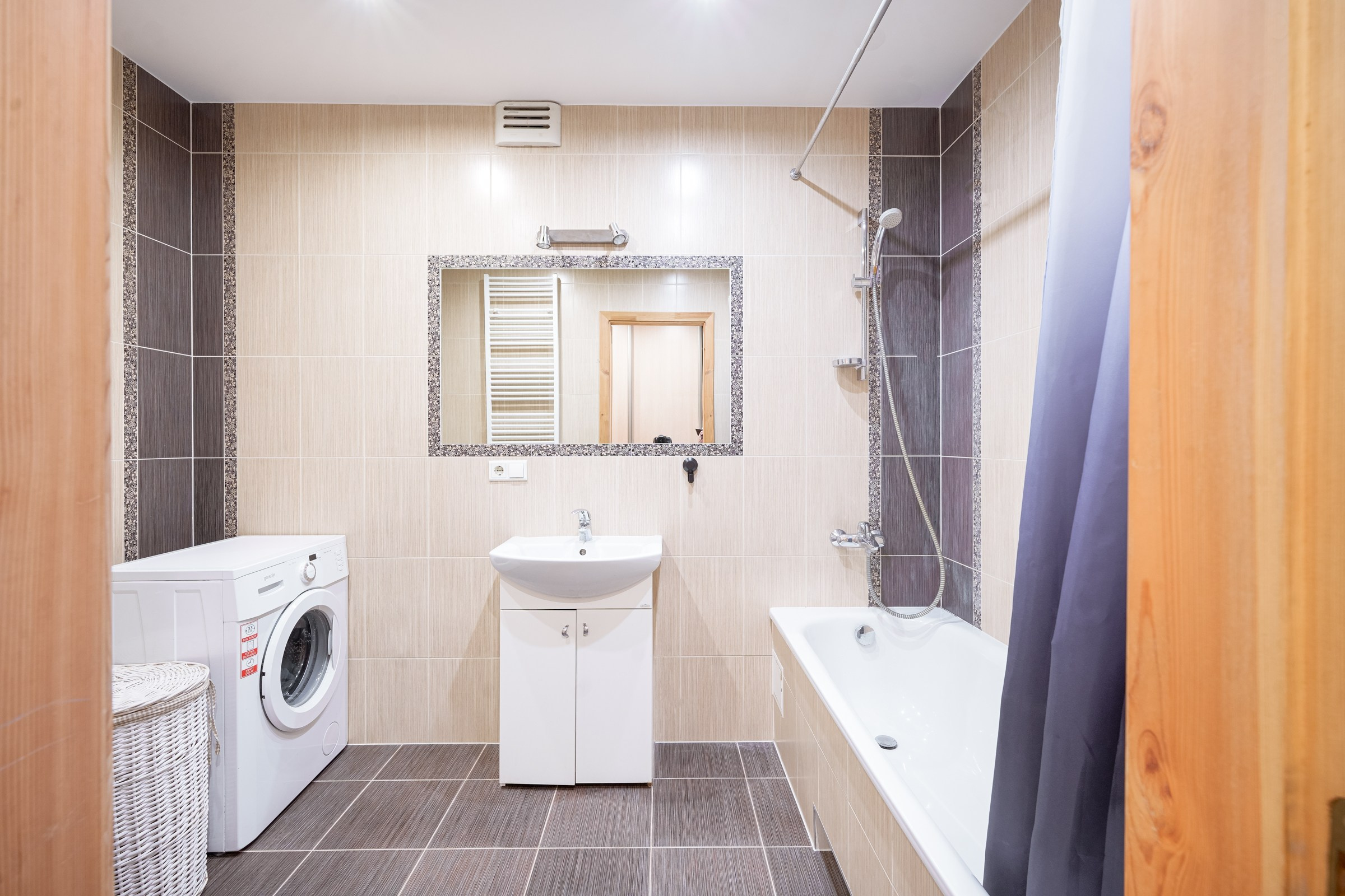 Kubiliaus g. 4b. Elina Sapiega fotografė Vilniuje