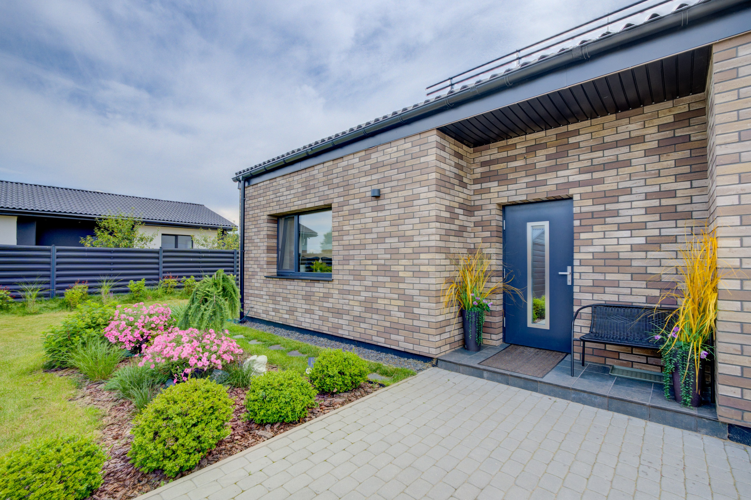 Lentvaris, gražus namas. Elina Sapiega fotografė Vilniuje