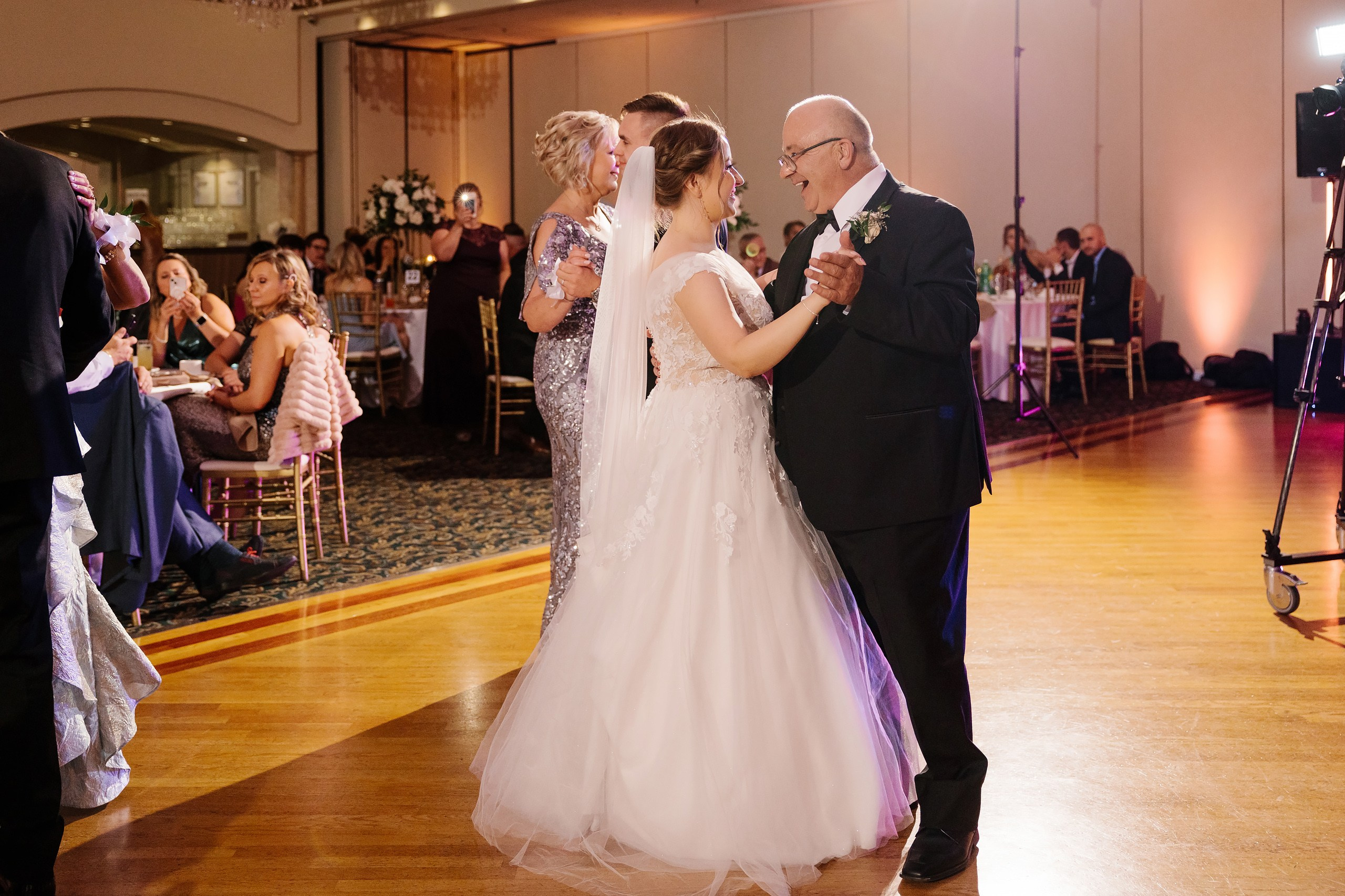 05.10.2024 Wedding. Wedding family event photographer in Chicago Nick Yushevich